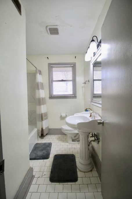 Apartment photo 2