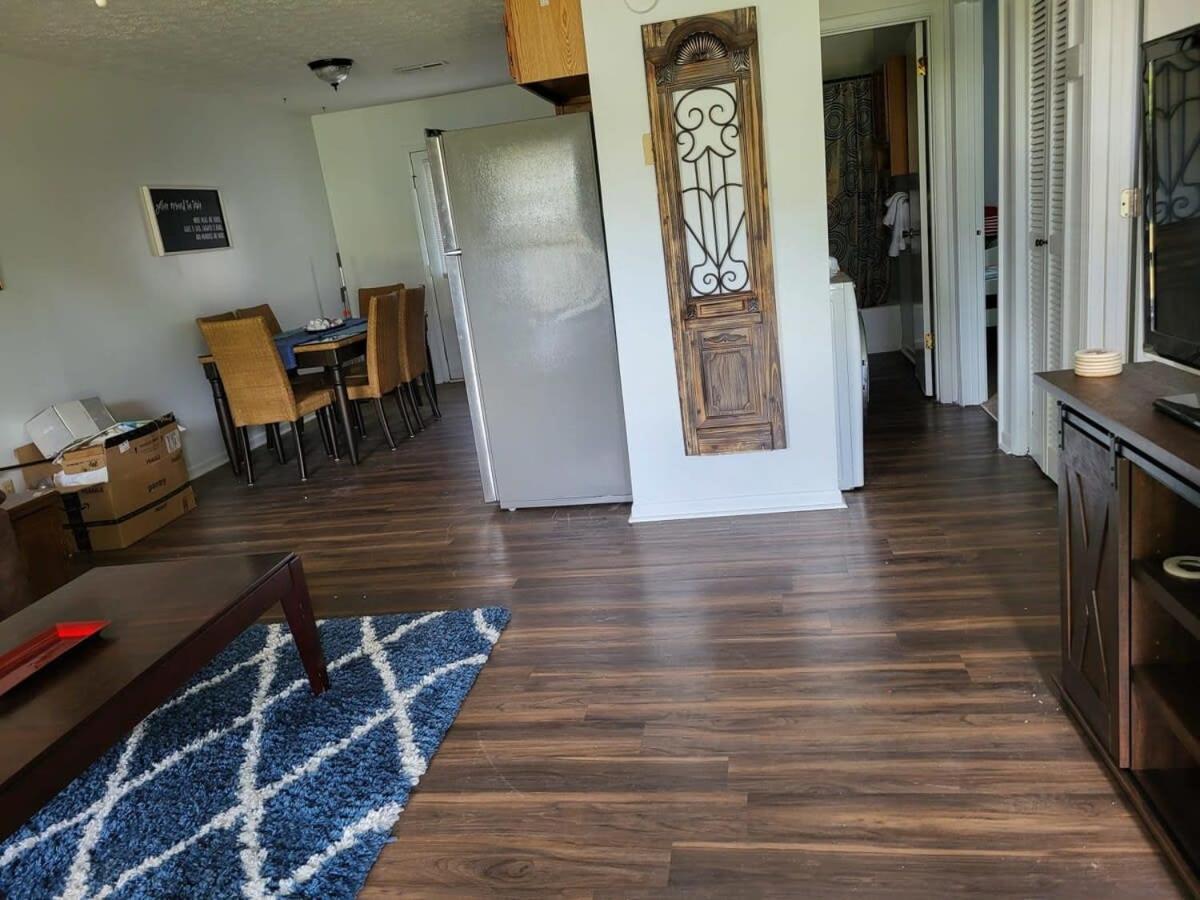 Apartment photo 1