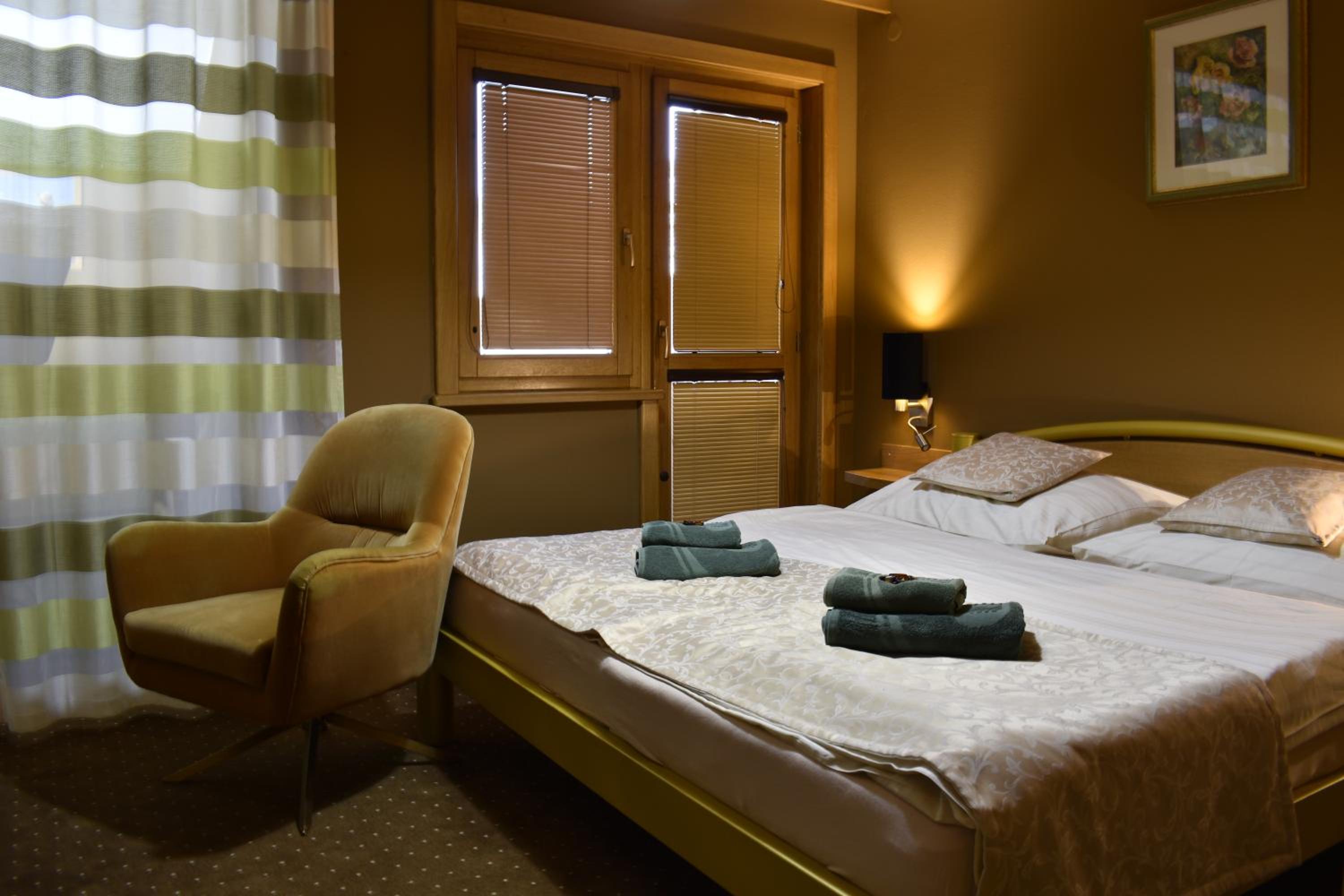 Double Room - Disability Access photo 1