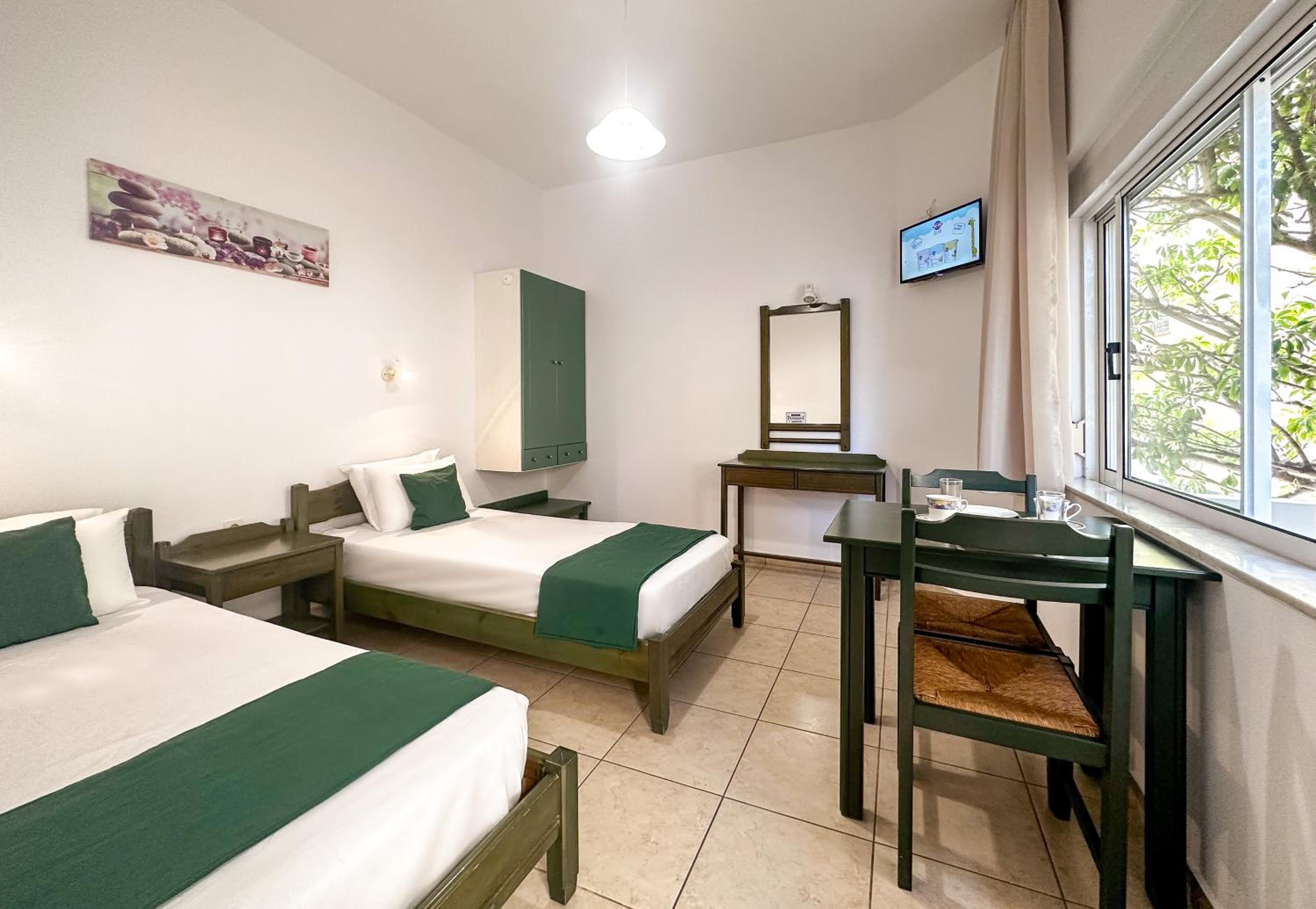 Standard Twin Room