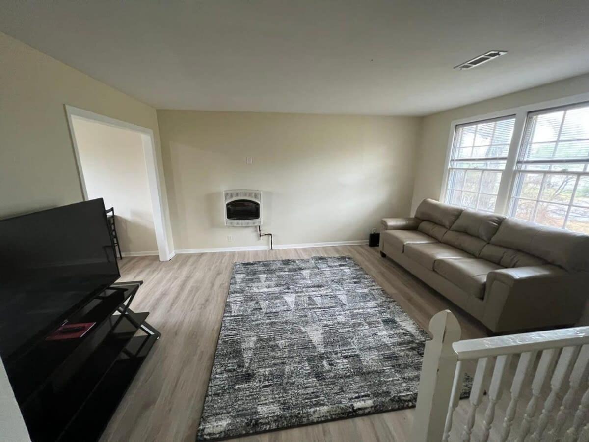 Apartment photo 1