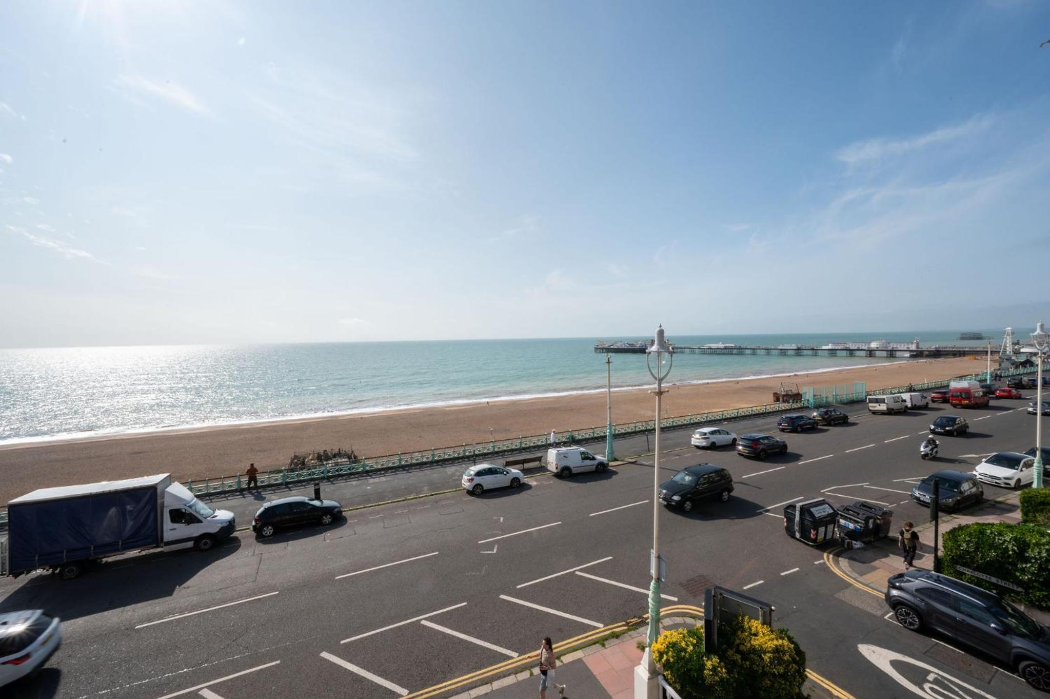 Double Room with Balcony and Sea View - Photo 6
