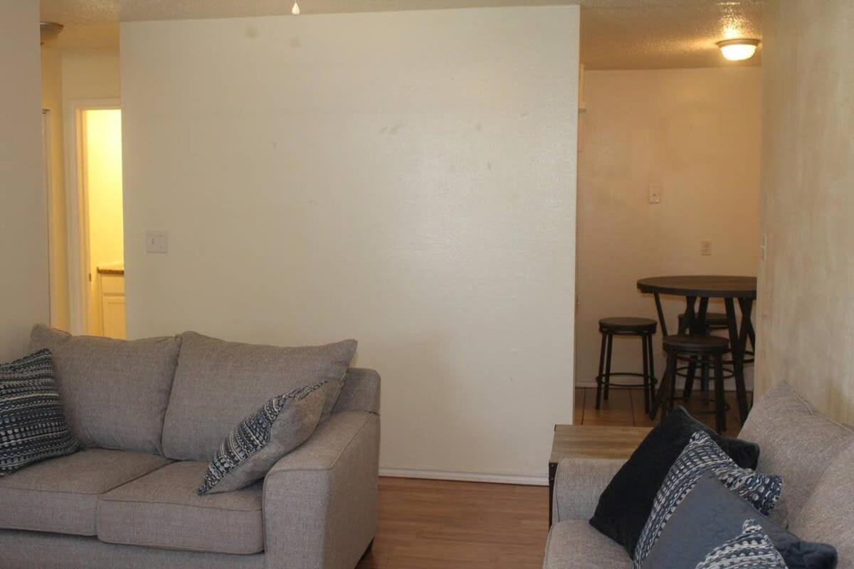Apartment photo 1