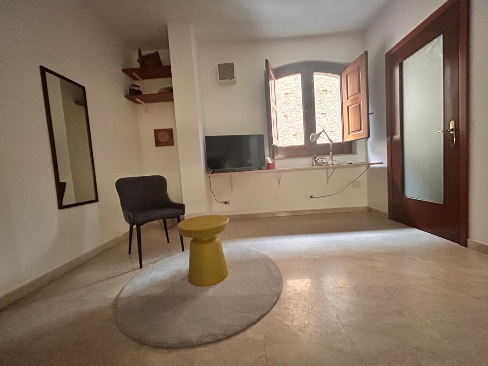 Large Double Room photo 3