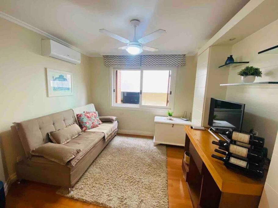 One-Bedroom Apartment photo 3
