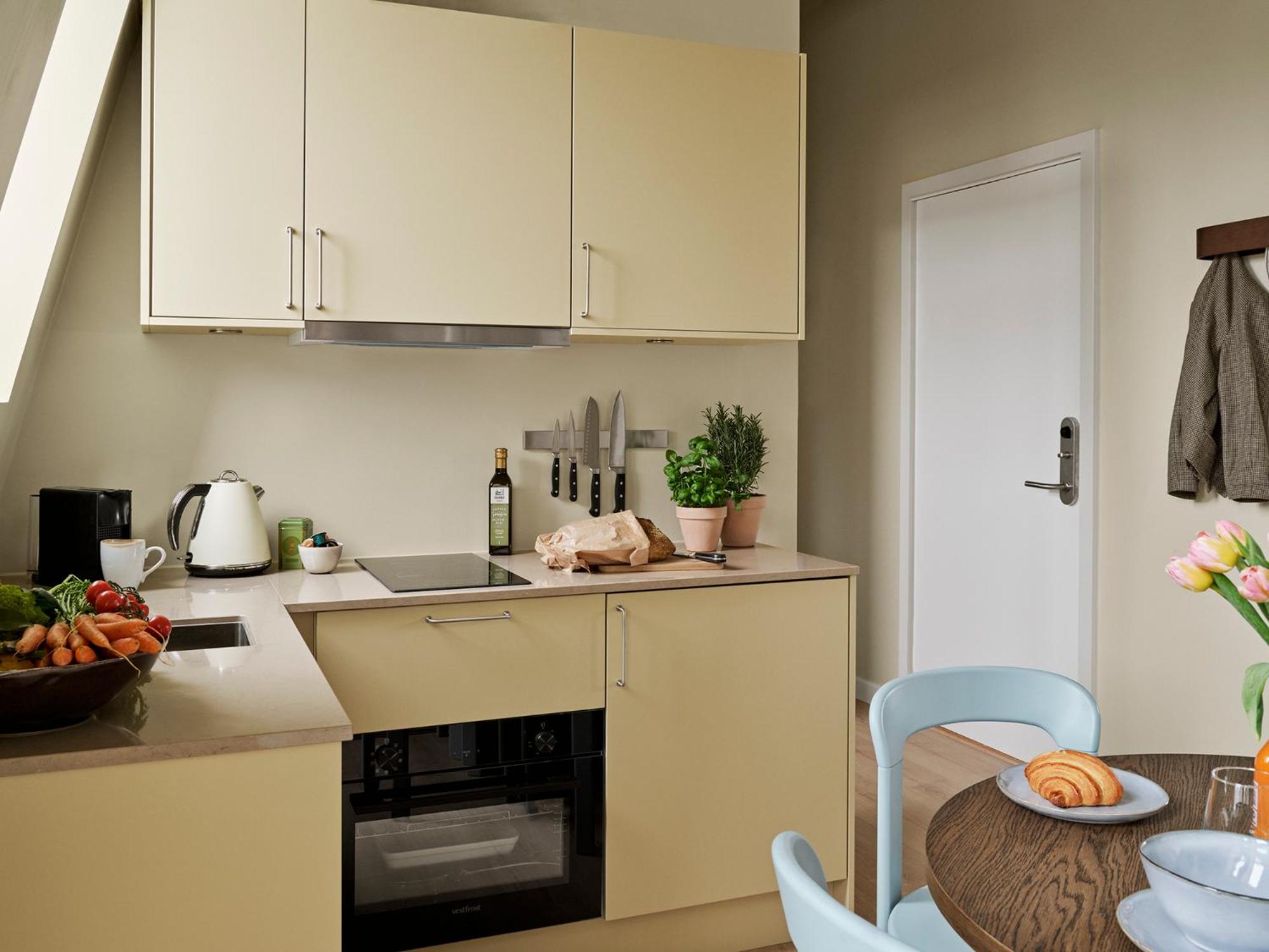 Two-Bedroom Apartment thumbnail 6