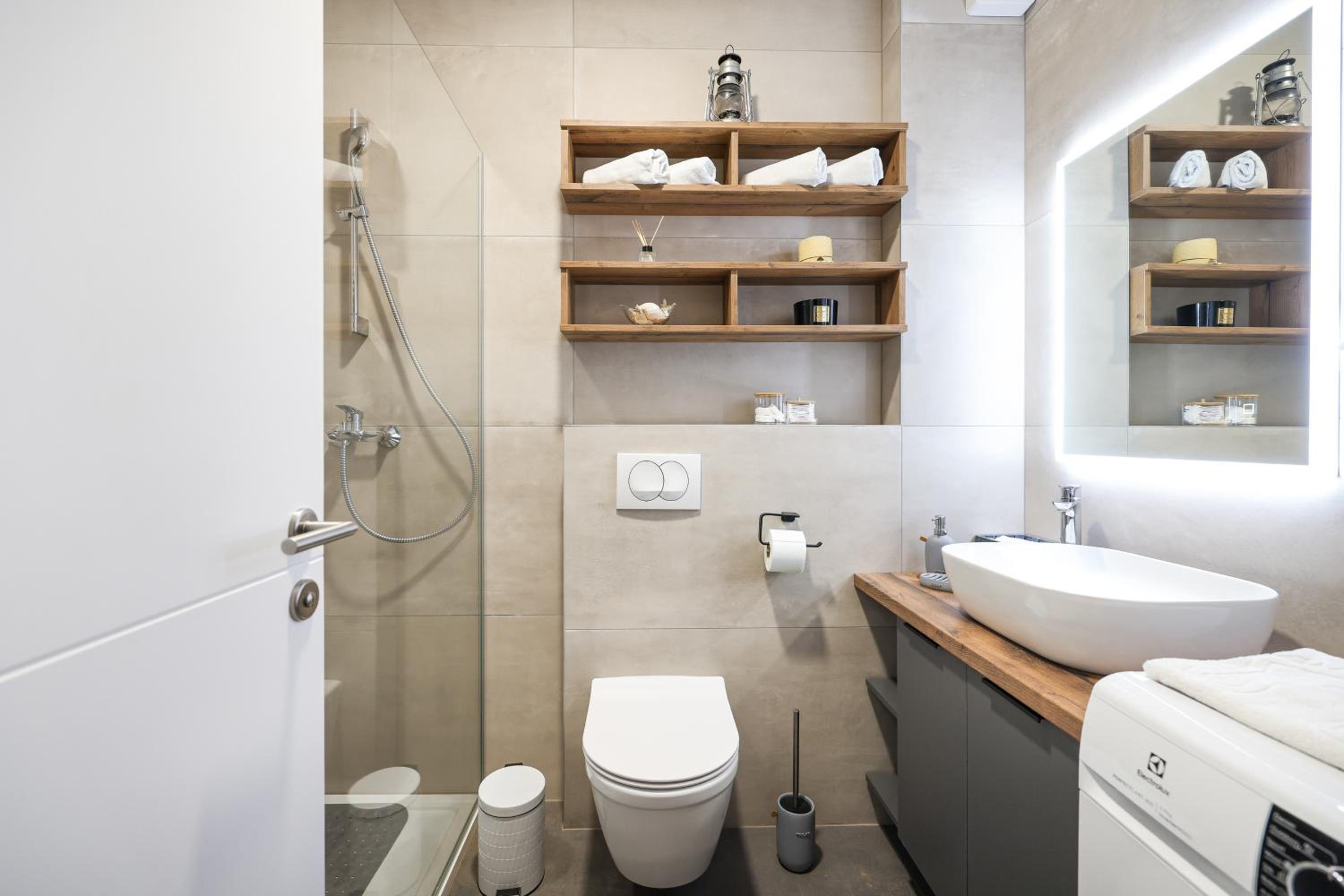 Three-Bedroom Apartment - Photo 75