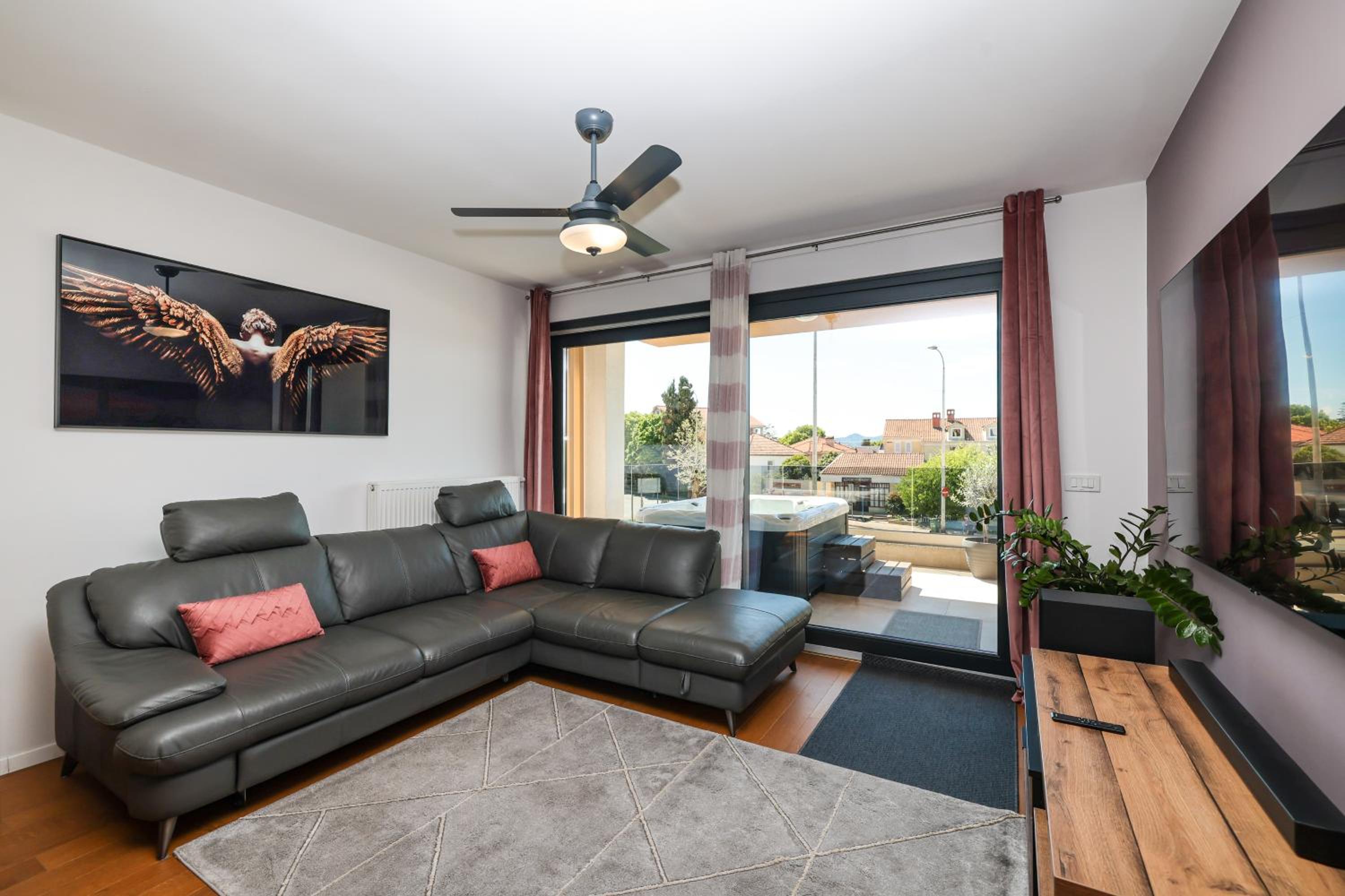 Three-Bedroom Apartment - Photo 45