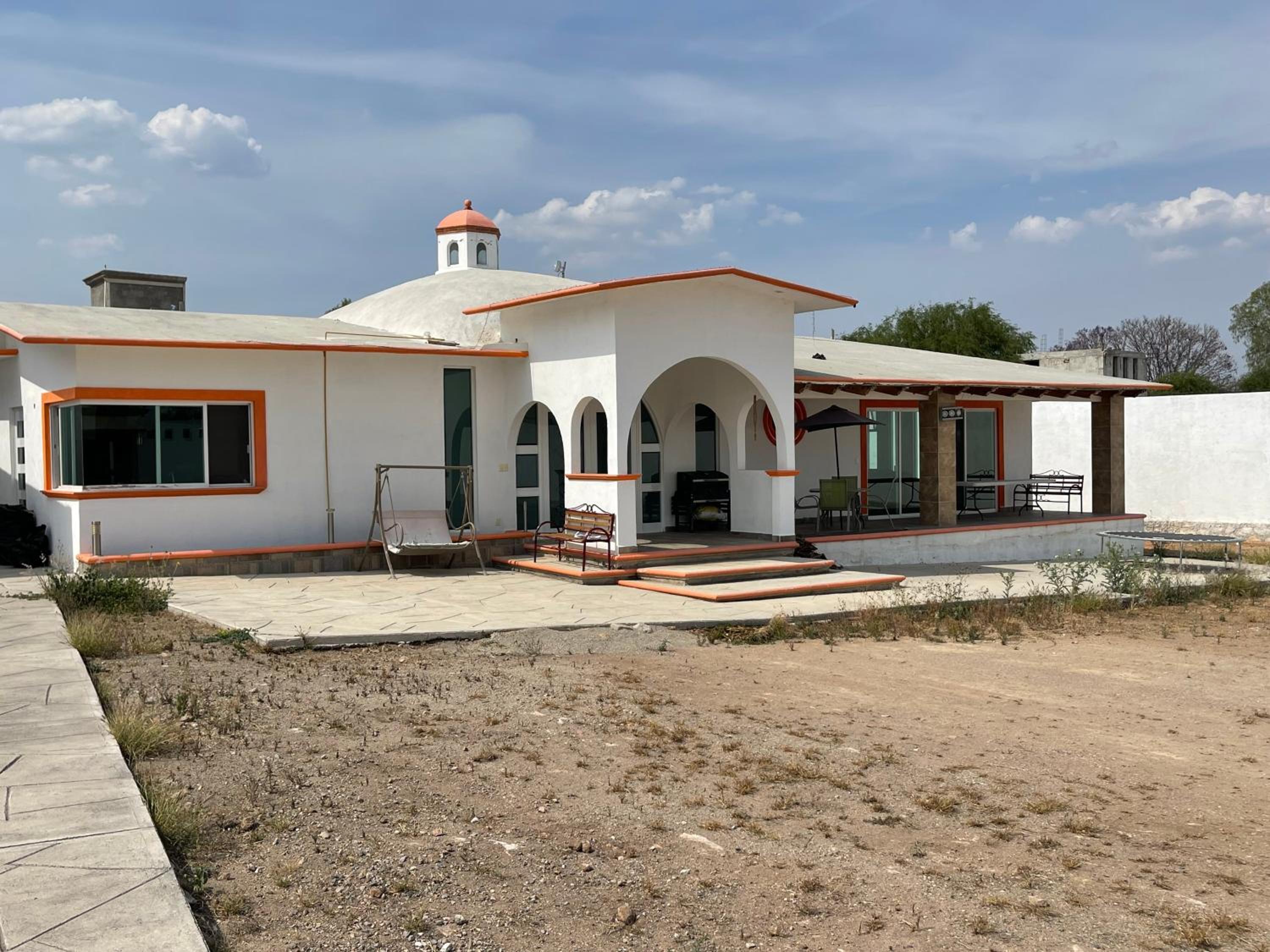 Three-Bedroom Villa photo 3