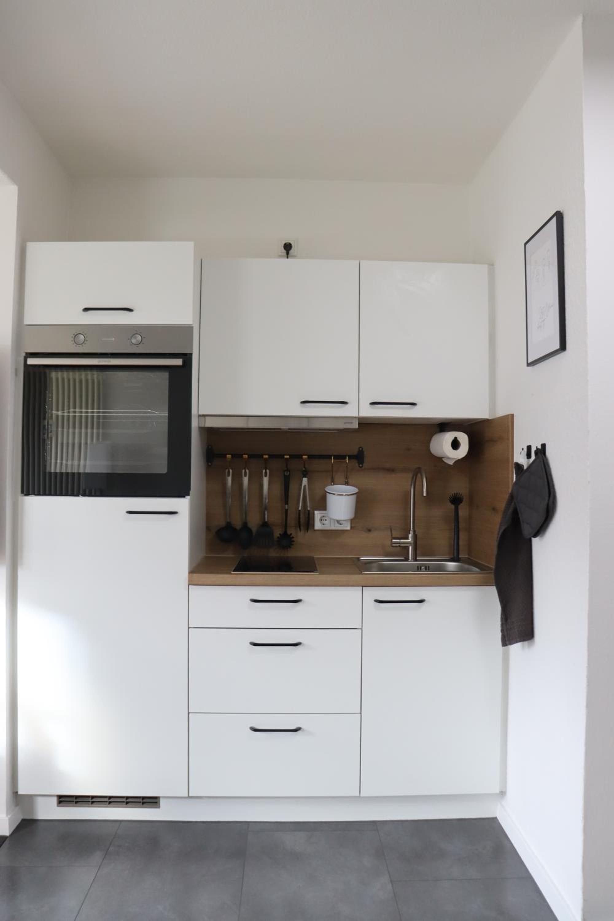 Studio Apartment photo 2