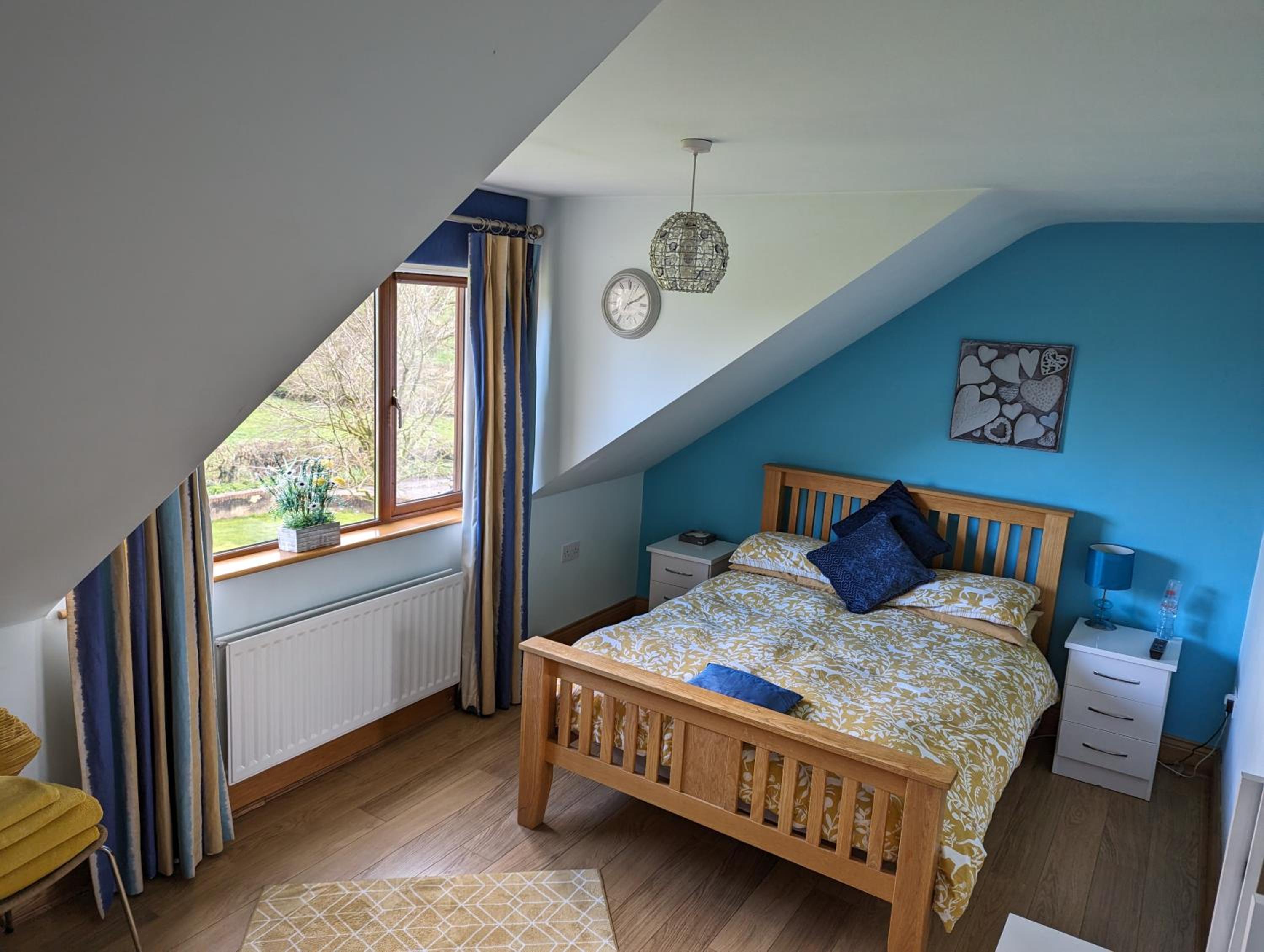 Double Room - Photo 6
