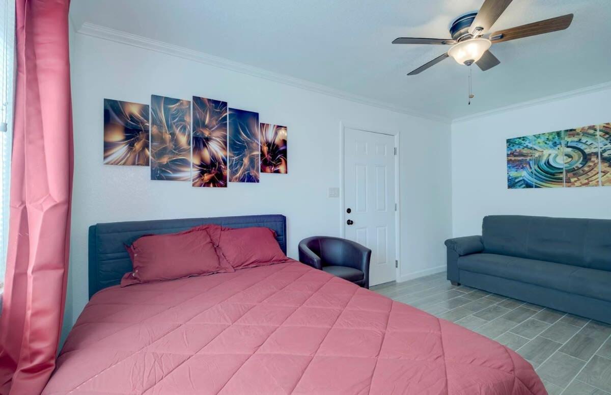 Apartment photo 1