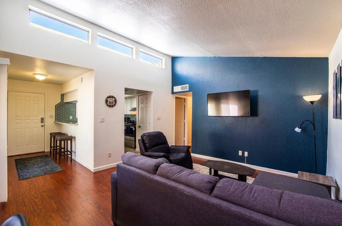 Apartment photo 1