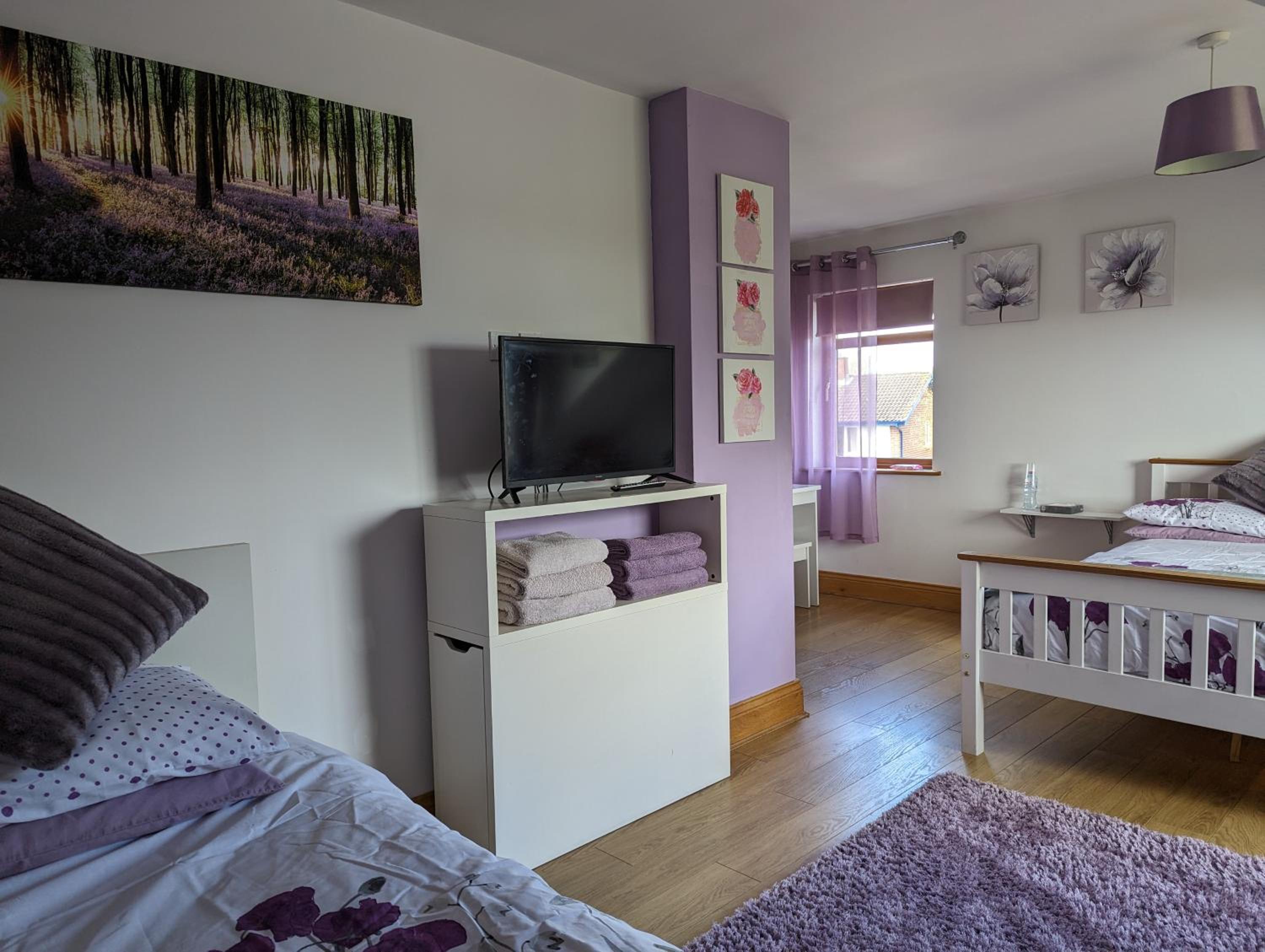 Family Room - Photo 3