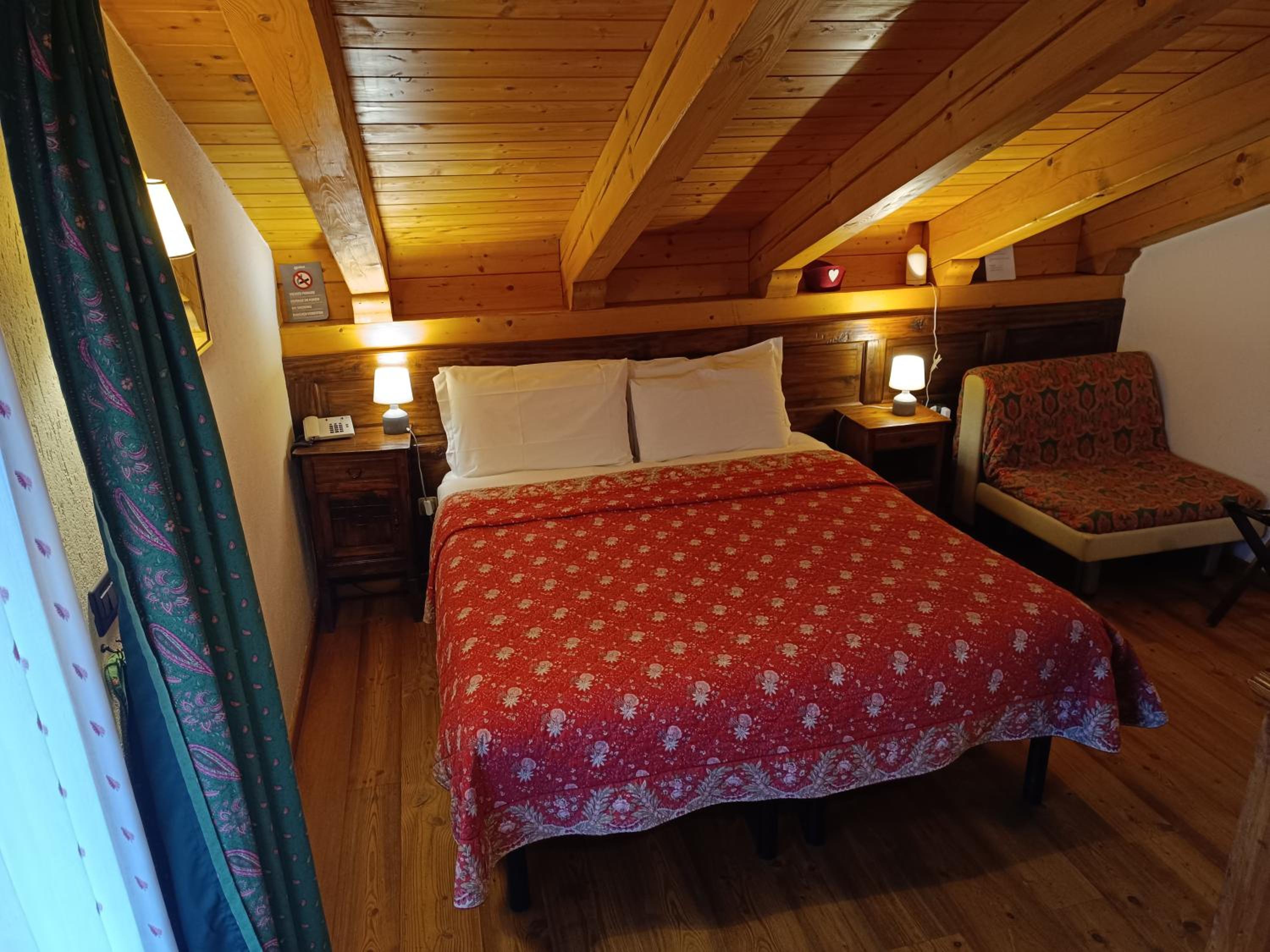 Double or Twin Room with Balcony