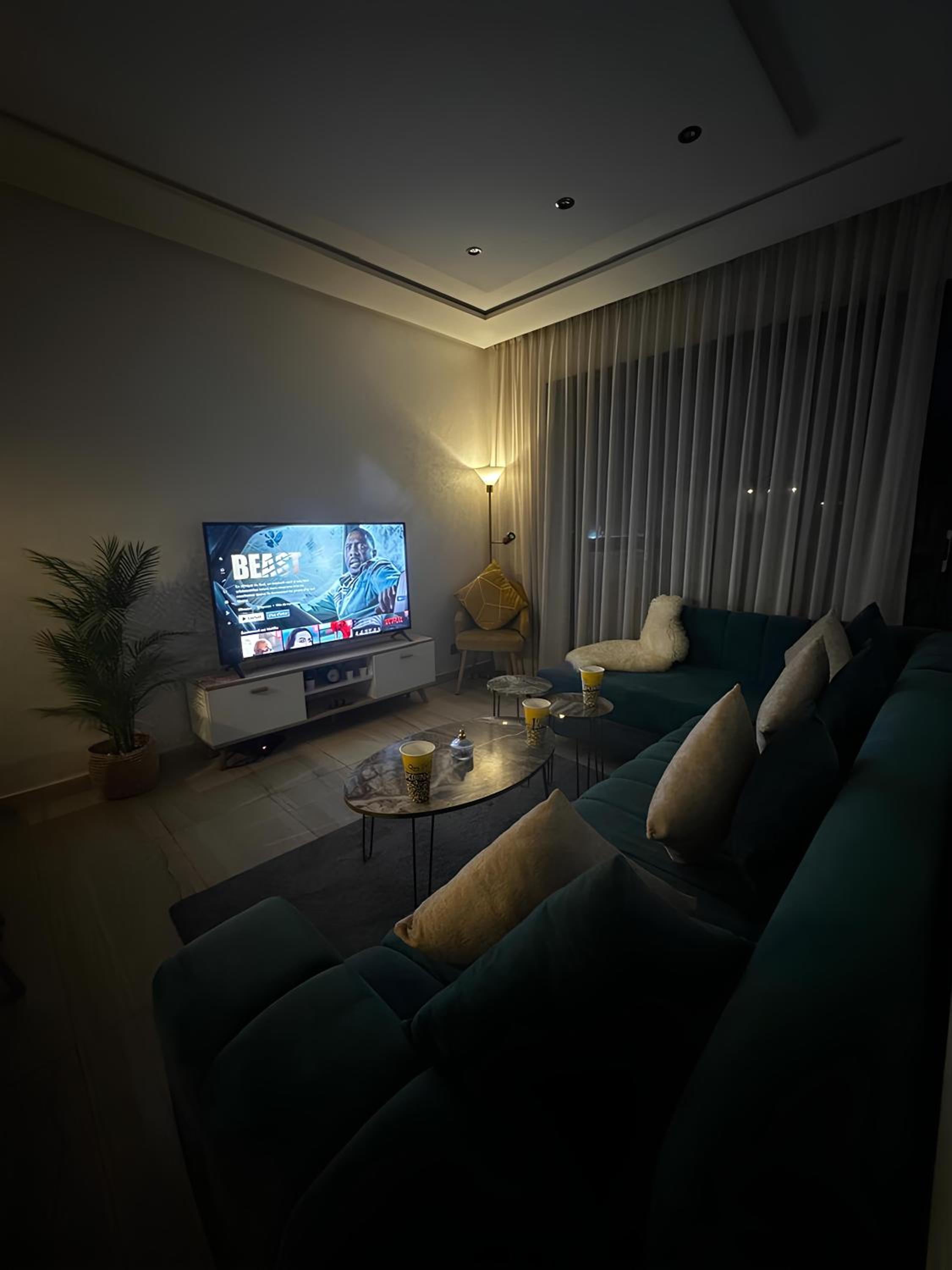 Apartment with Sea View - Photo 15