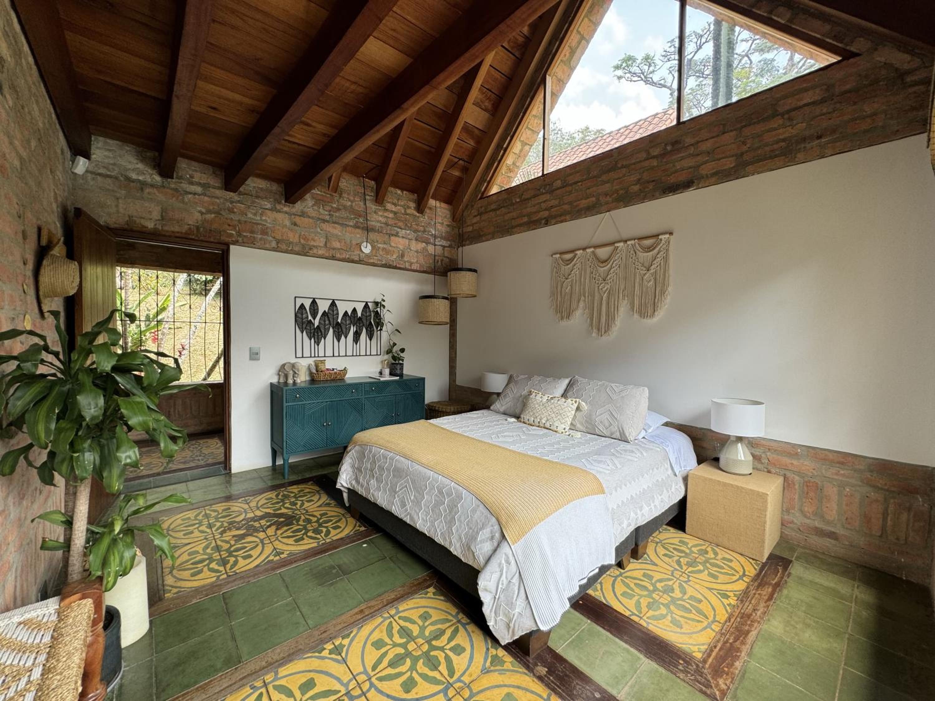 Villa photo 1