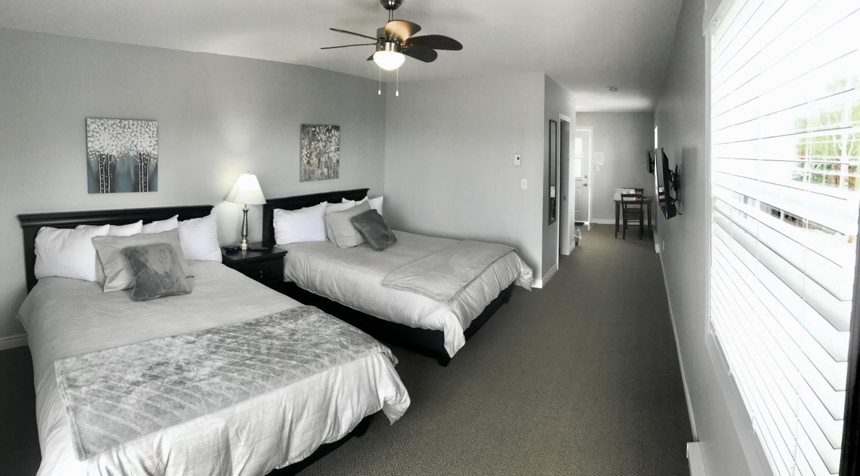 Queen Room with Sea View