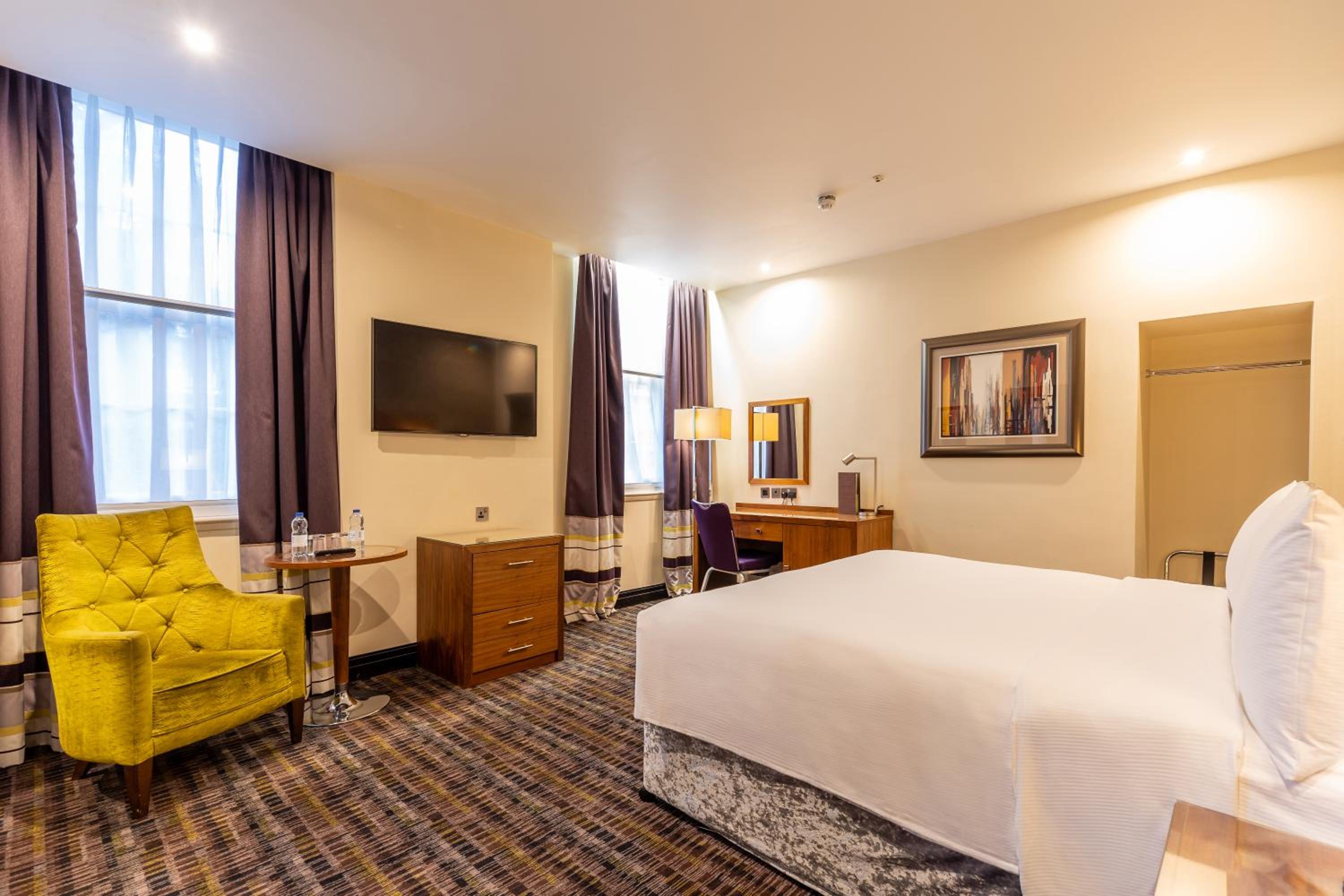 Deluxe Superior King Room - Accessible