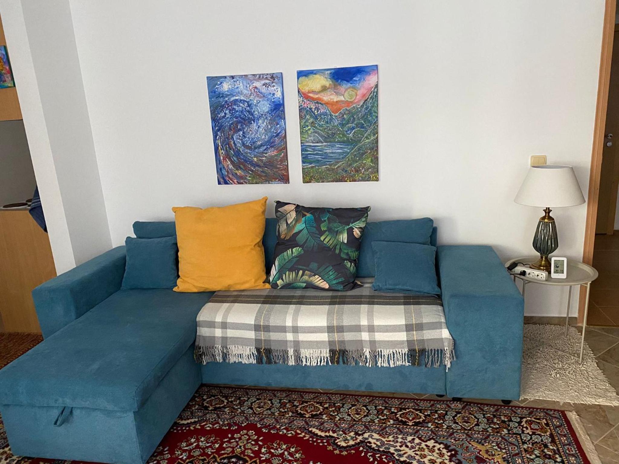 One-Bedroom Apartment photo 1