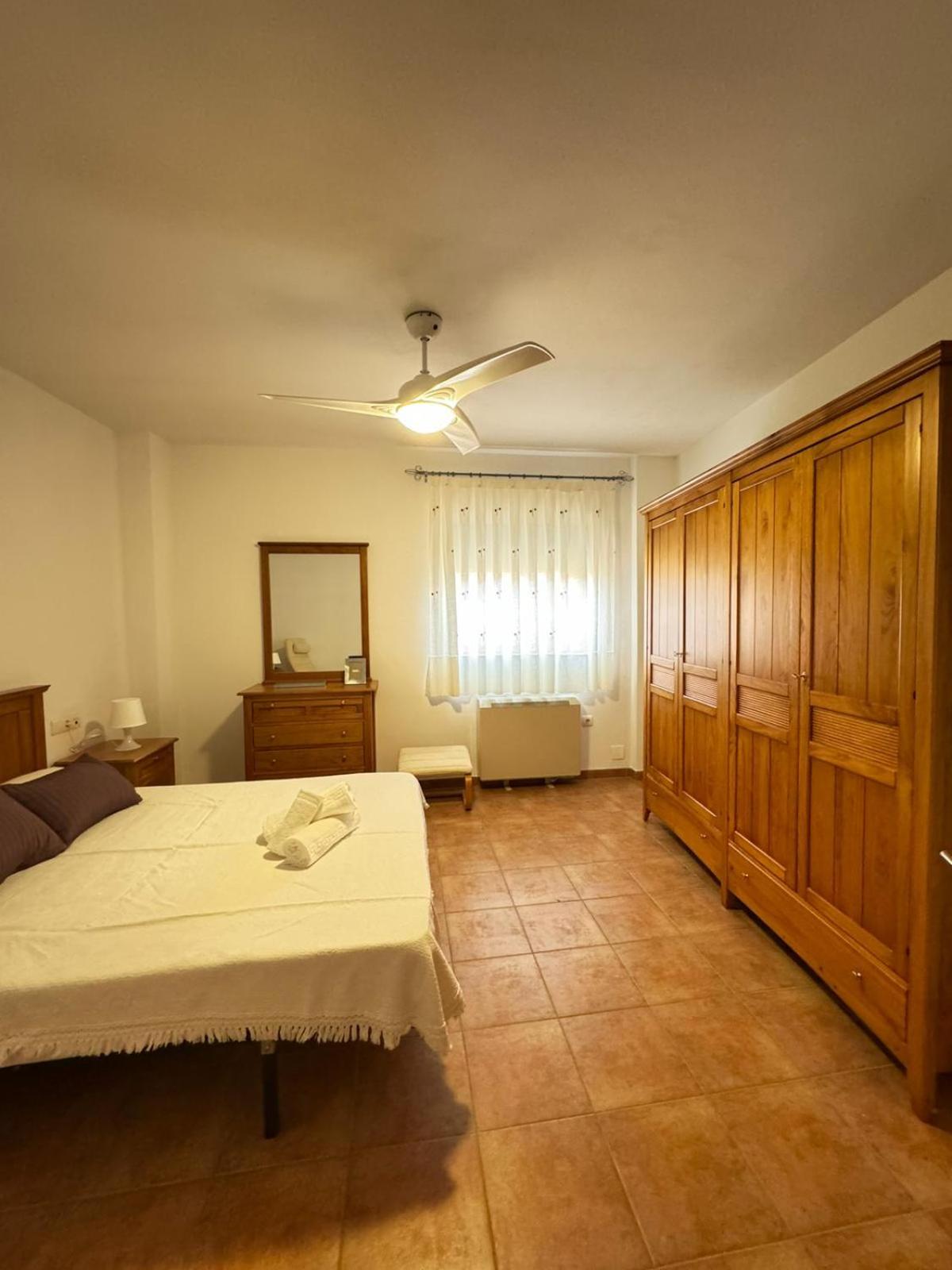 Four-Bedroom House photo 3