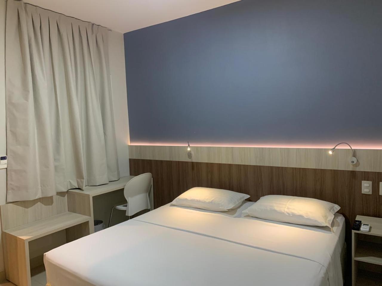 Standard Suite - Photo 1