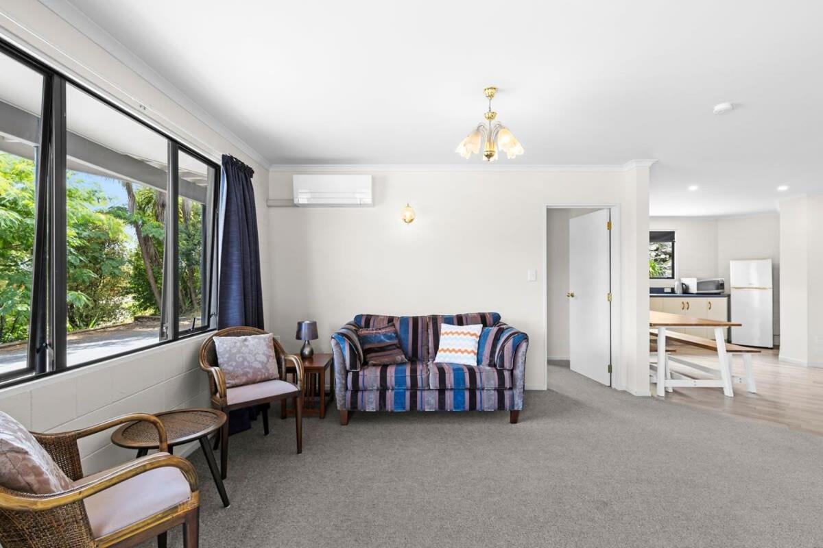 Apartment photo 3
