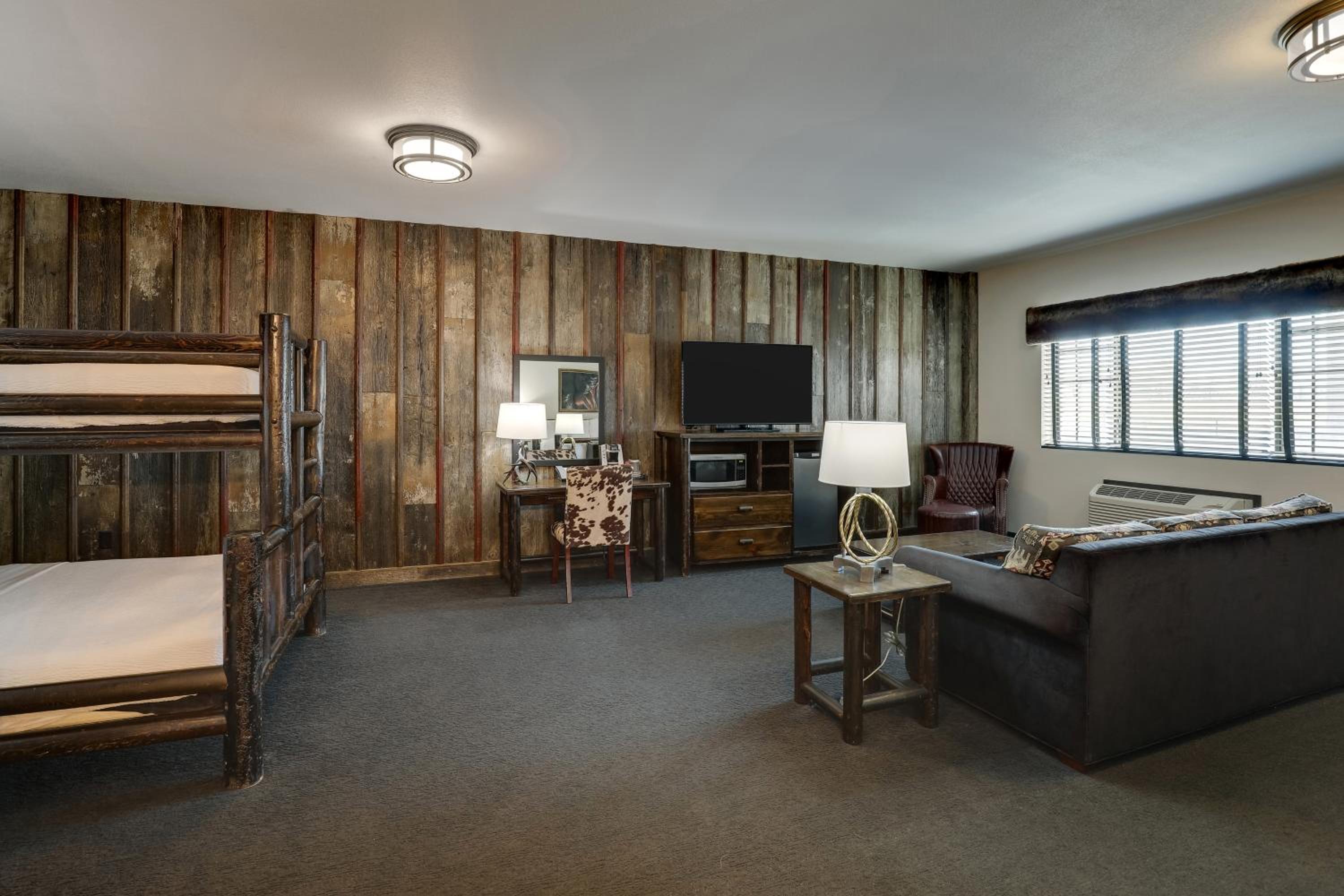Family Suite photo 2