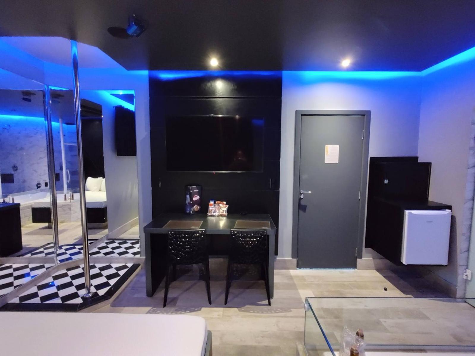 Deluxe Suite photo 3