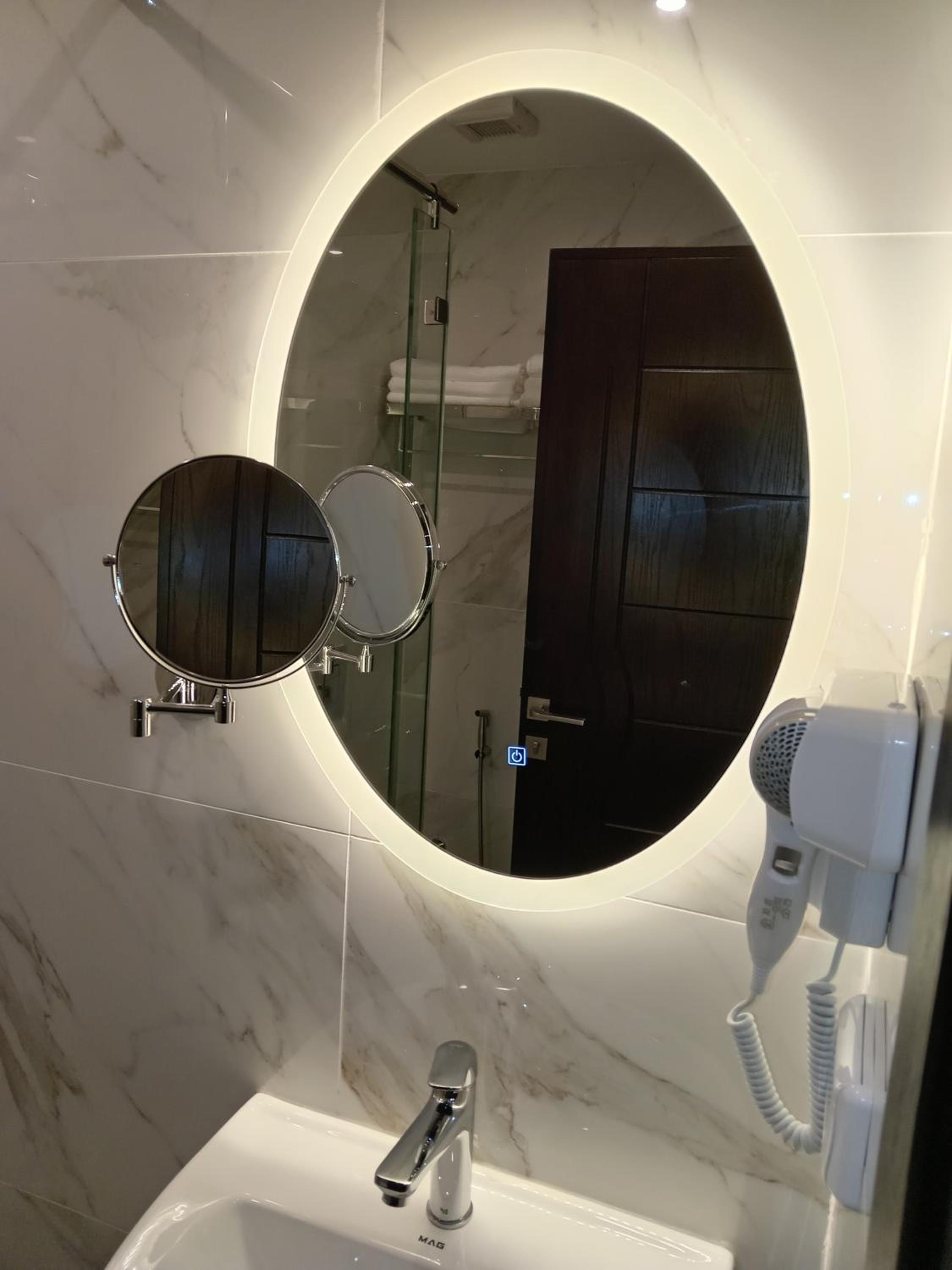 Deluxe Double Room - Photo 18