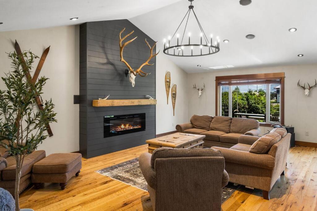 One-Bedroom House photo 1