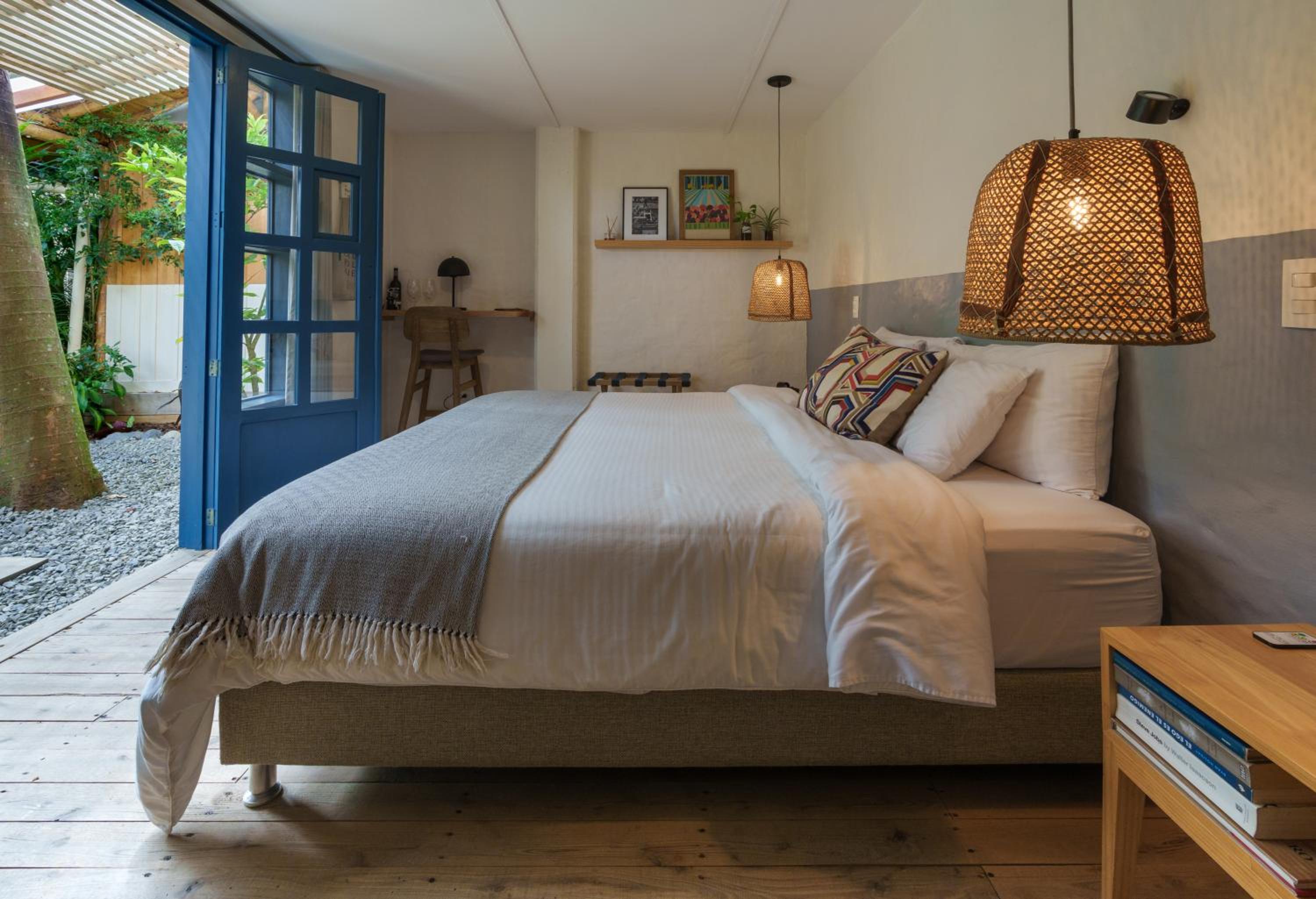 Large Double Room photo 2