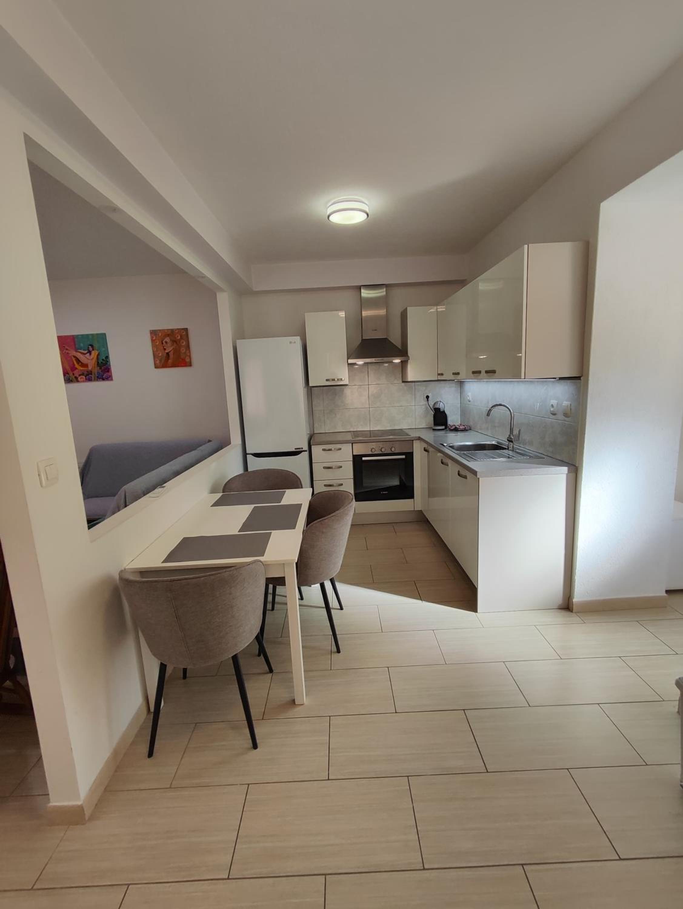 Two-Bedroom Apartment - Photo 29