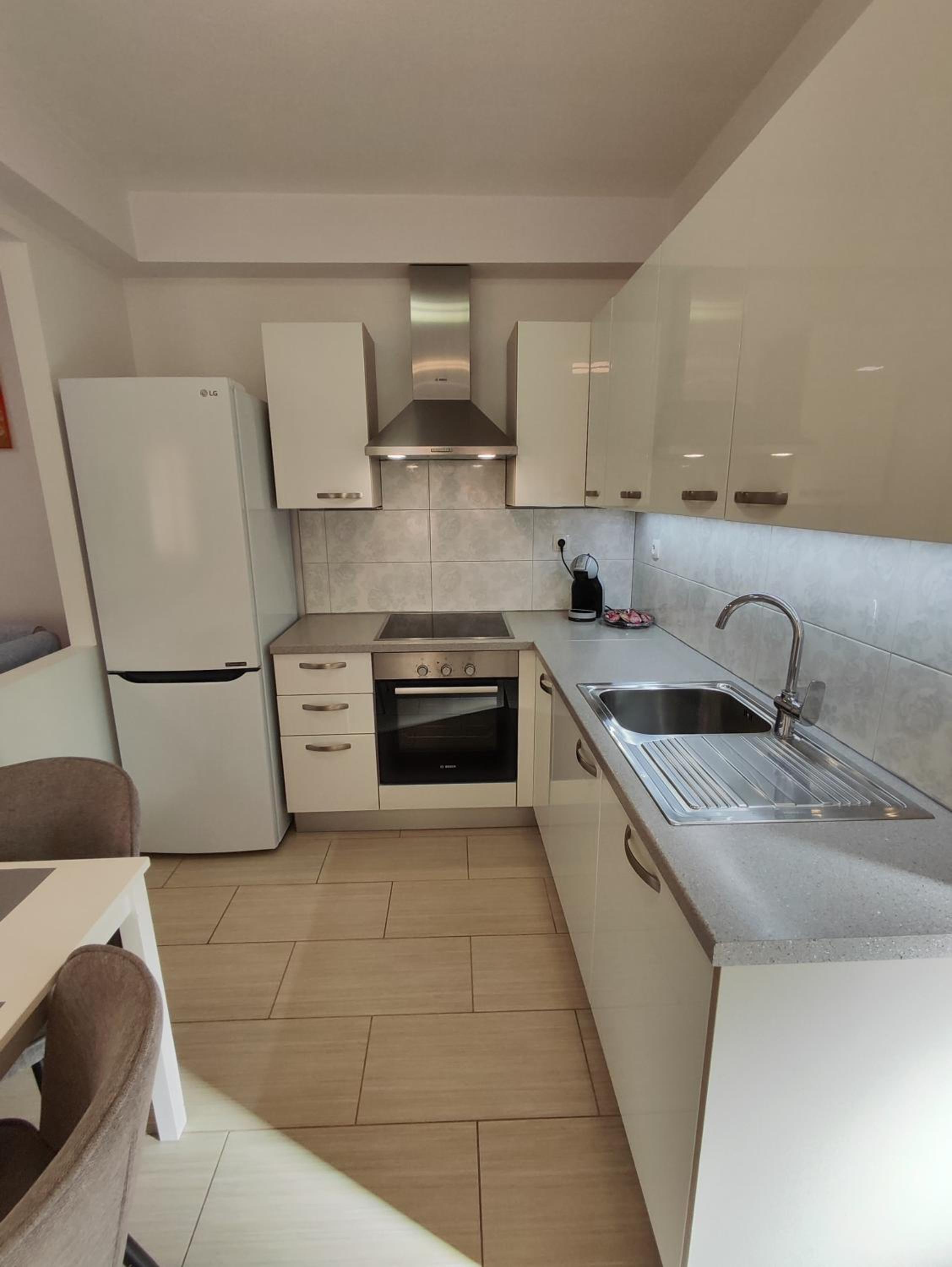 Two-Bedroom Apartment - Photo 28