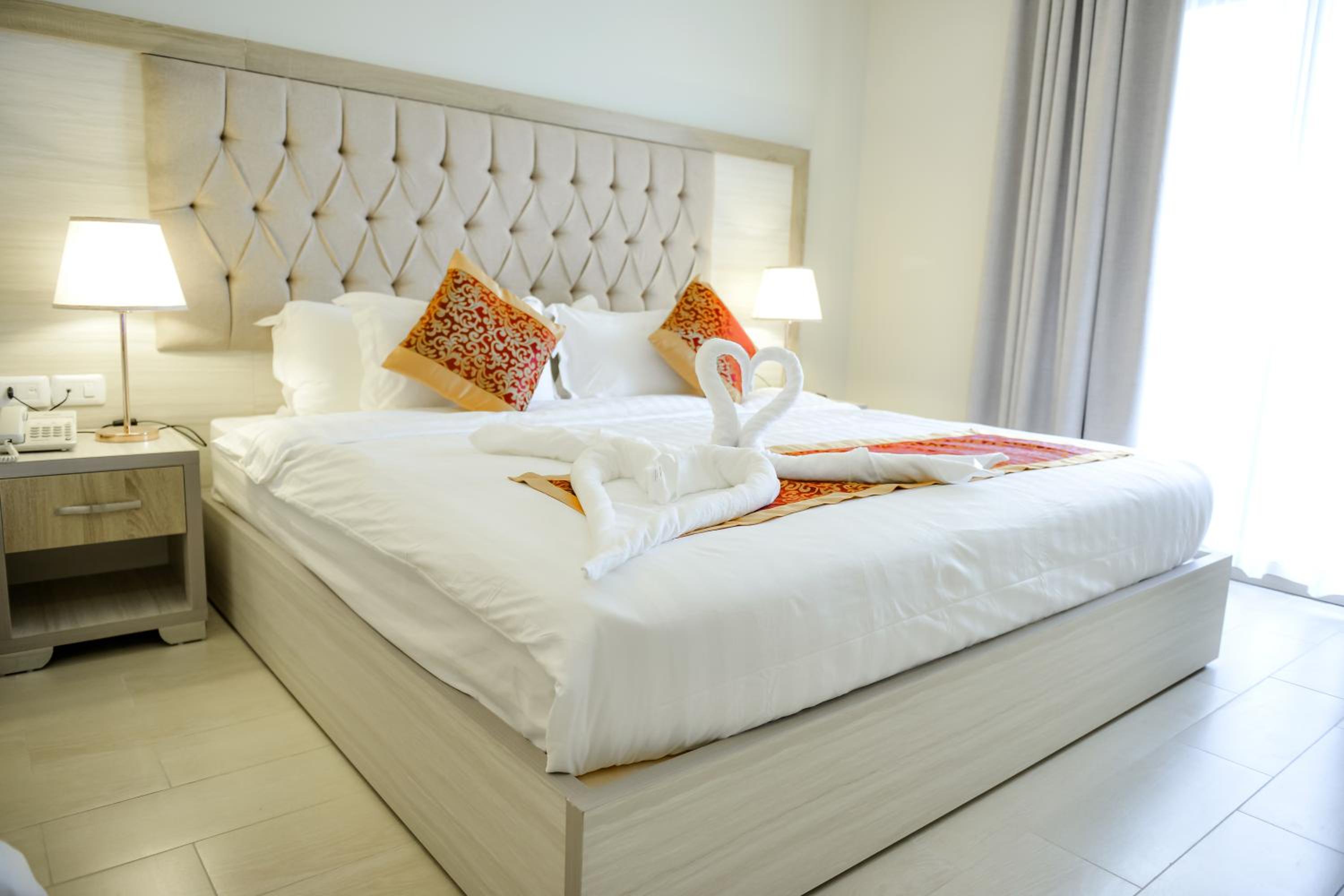 Deluxe Double Room - Photo 15