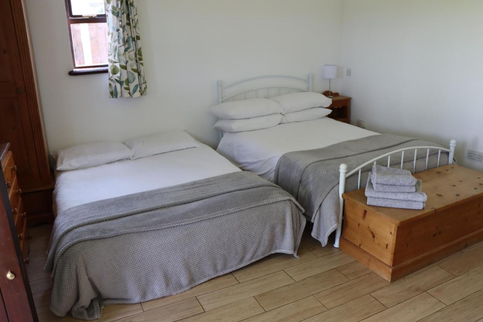 One-Bedroom House - Photo 3