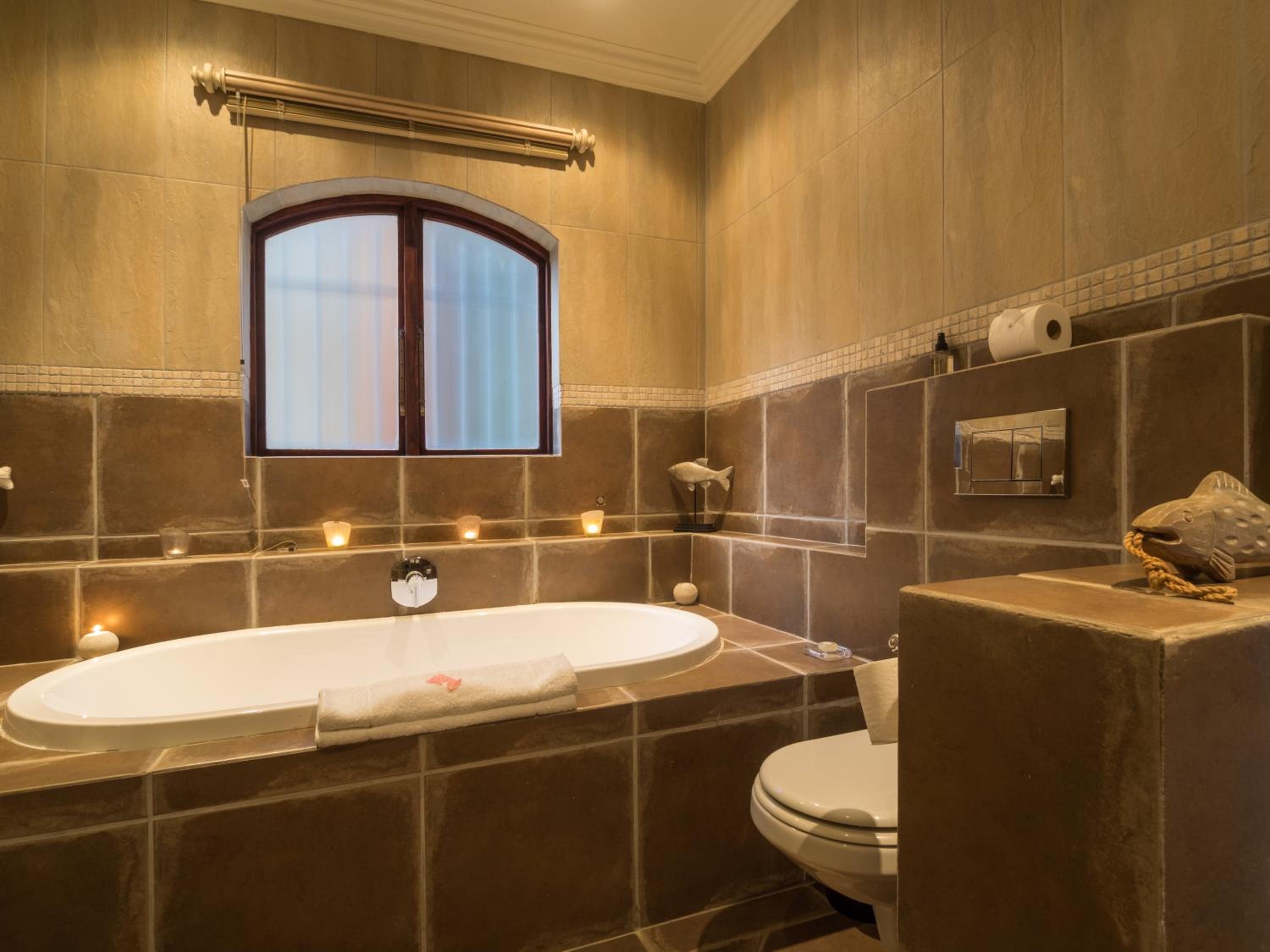 Sea Urchin Suite photo 3