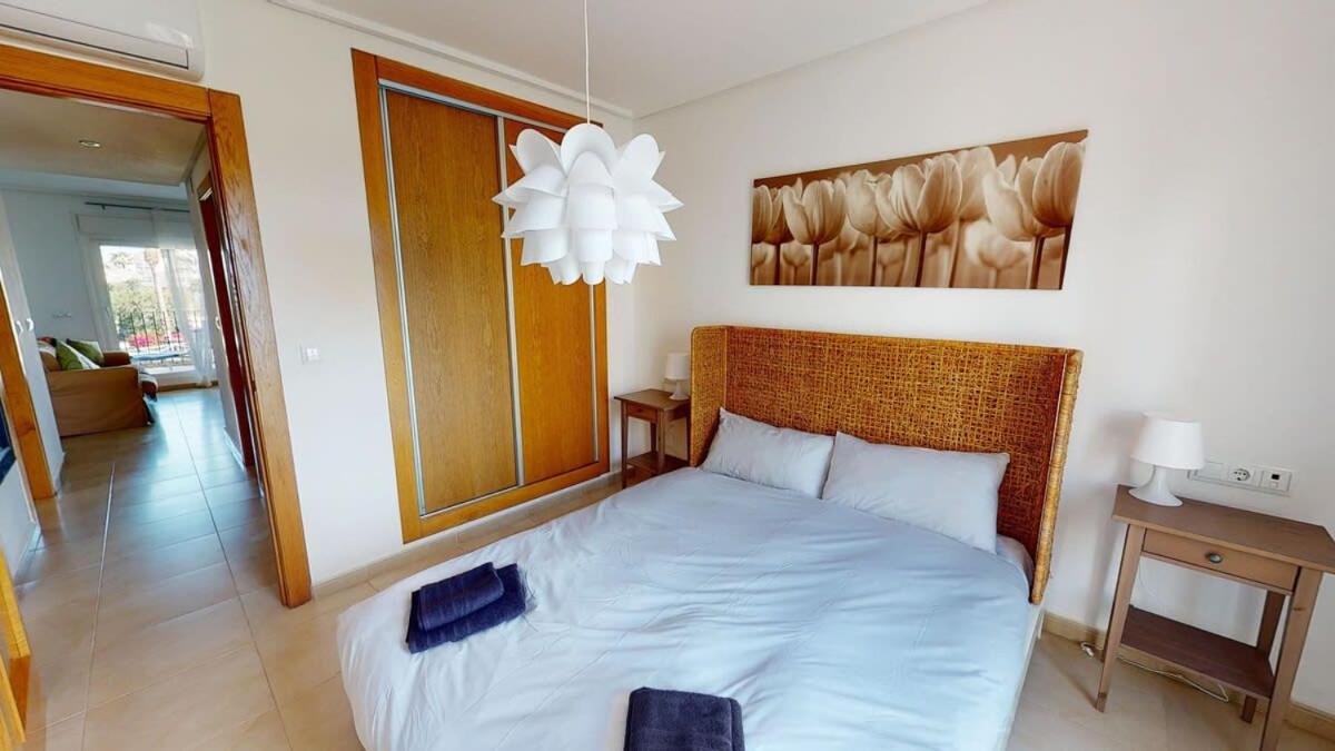 Apartment photo 2