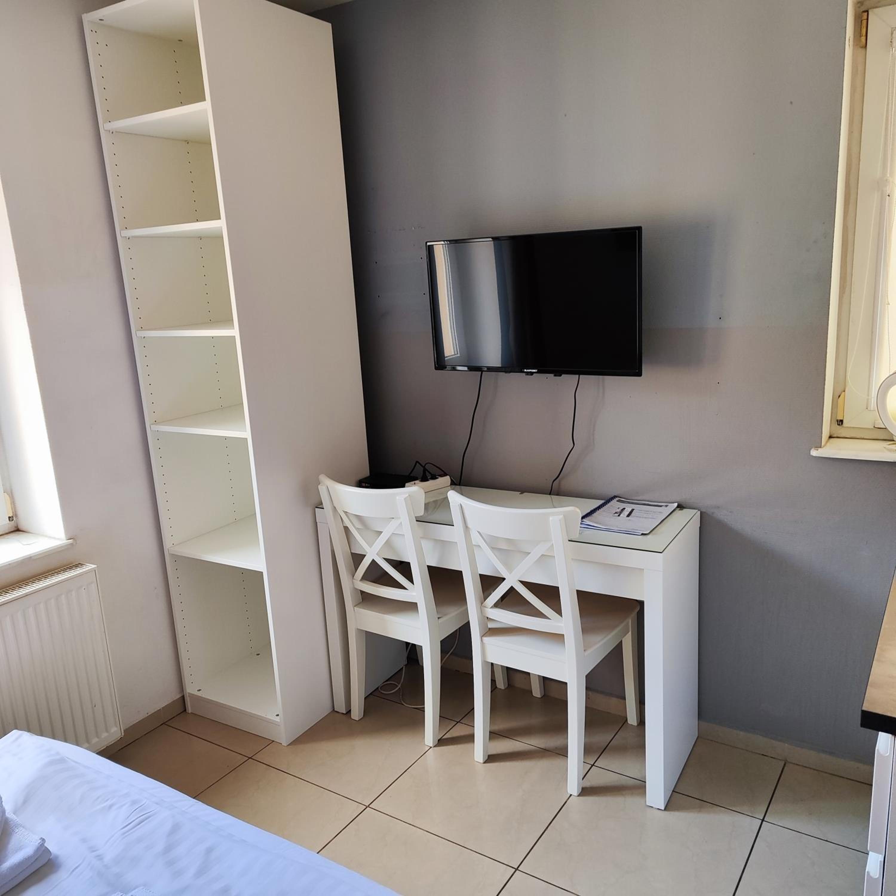 Economy Double Room - Photo 1