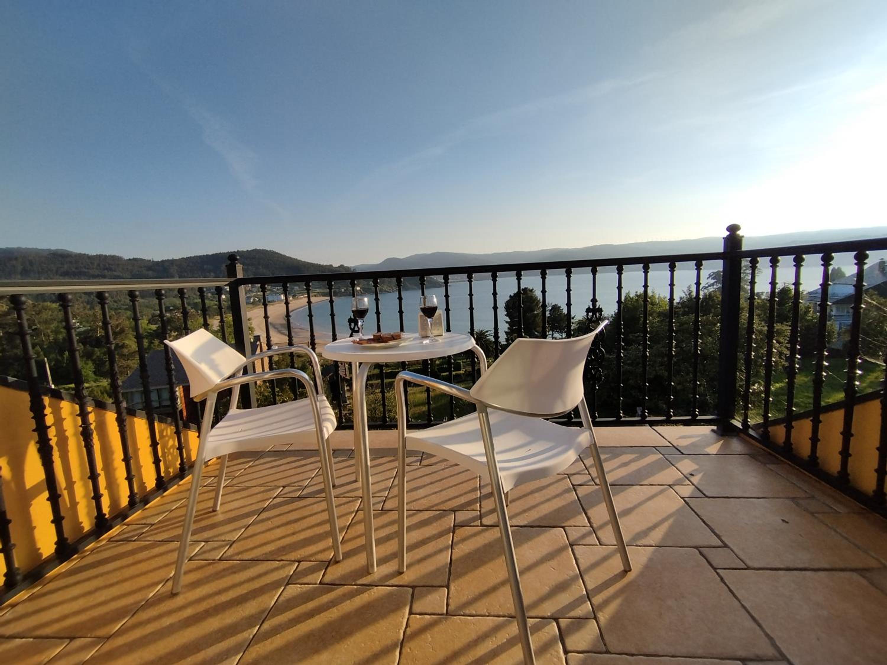 Double Room with Terrace and Sea View   photo 2