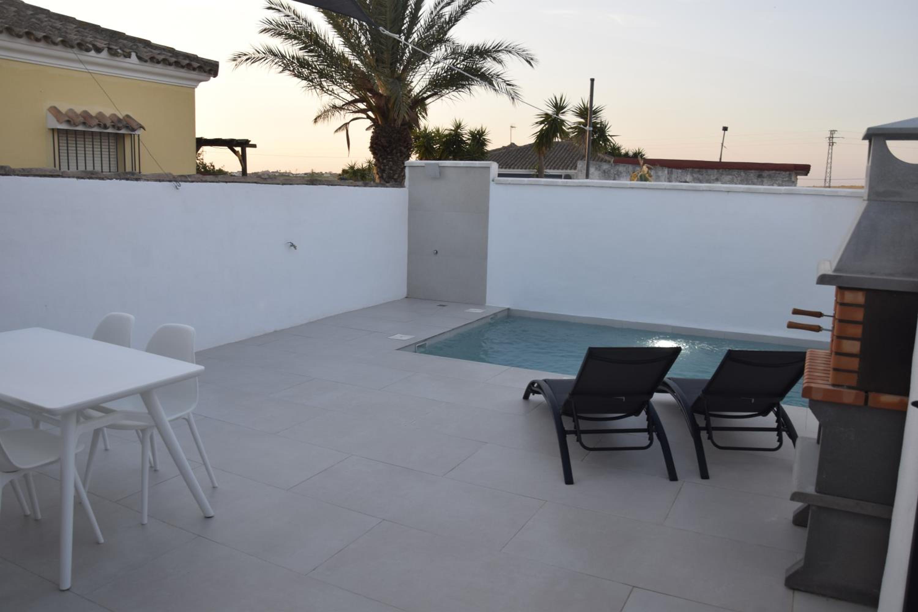 Villa with Private Pool photo 3