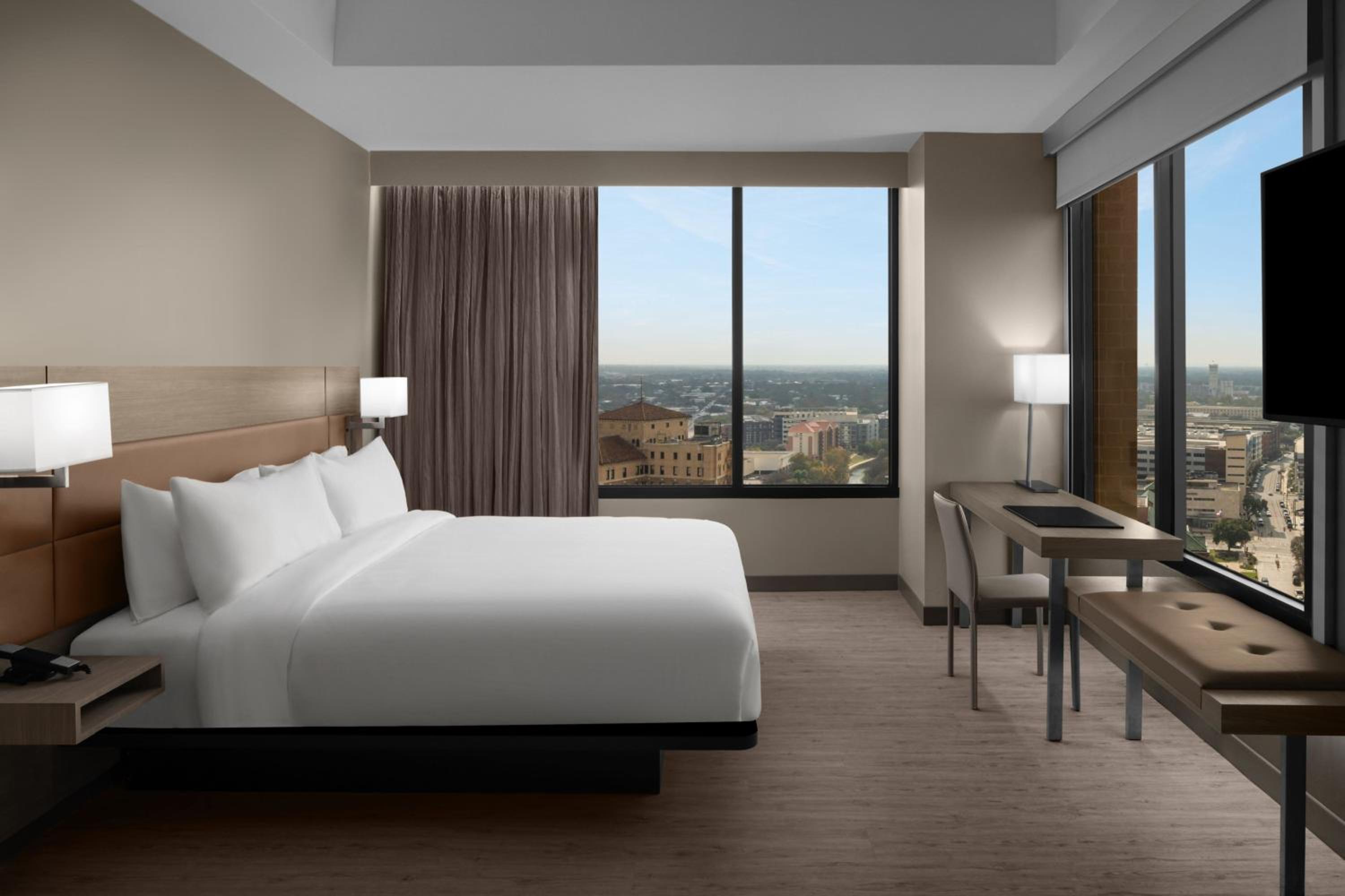 King Room with City View