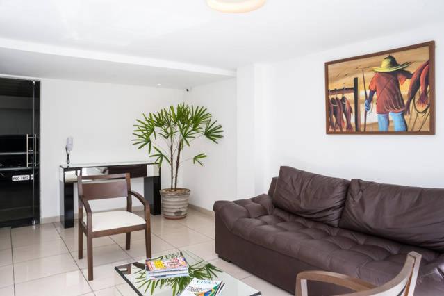 One-Bedroom Apartment - Photo 6