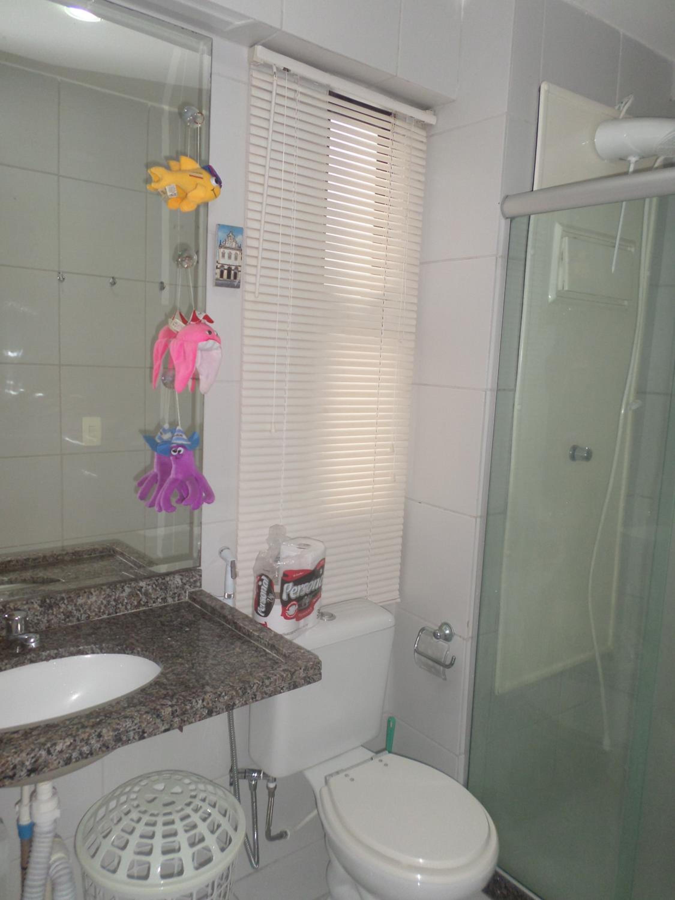 One-Bedroom Apartment - Photo 2