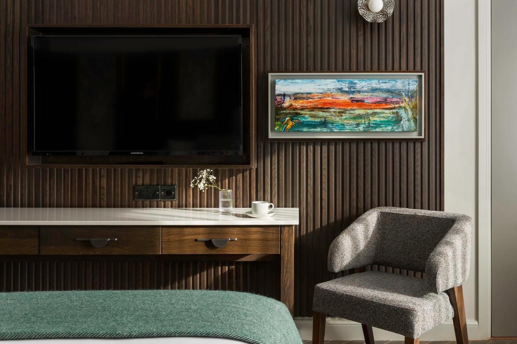 Standard King Room - Photo 4