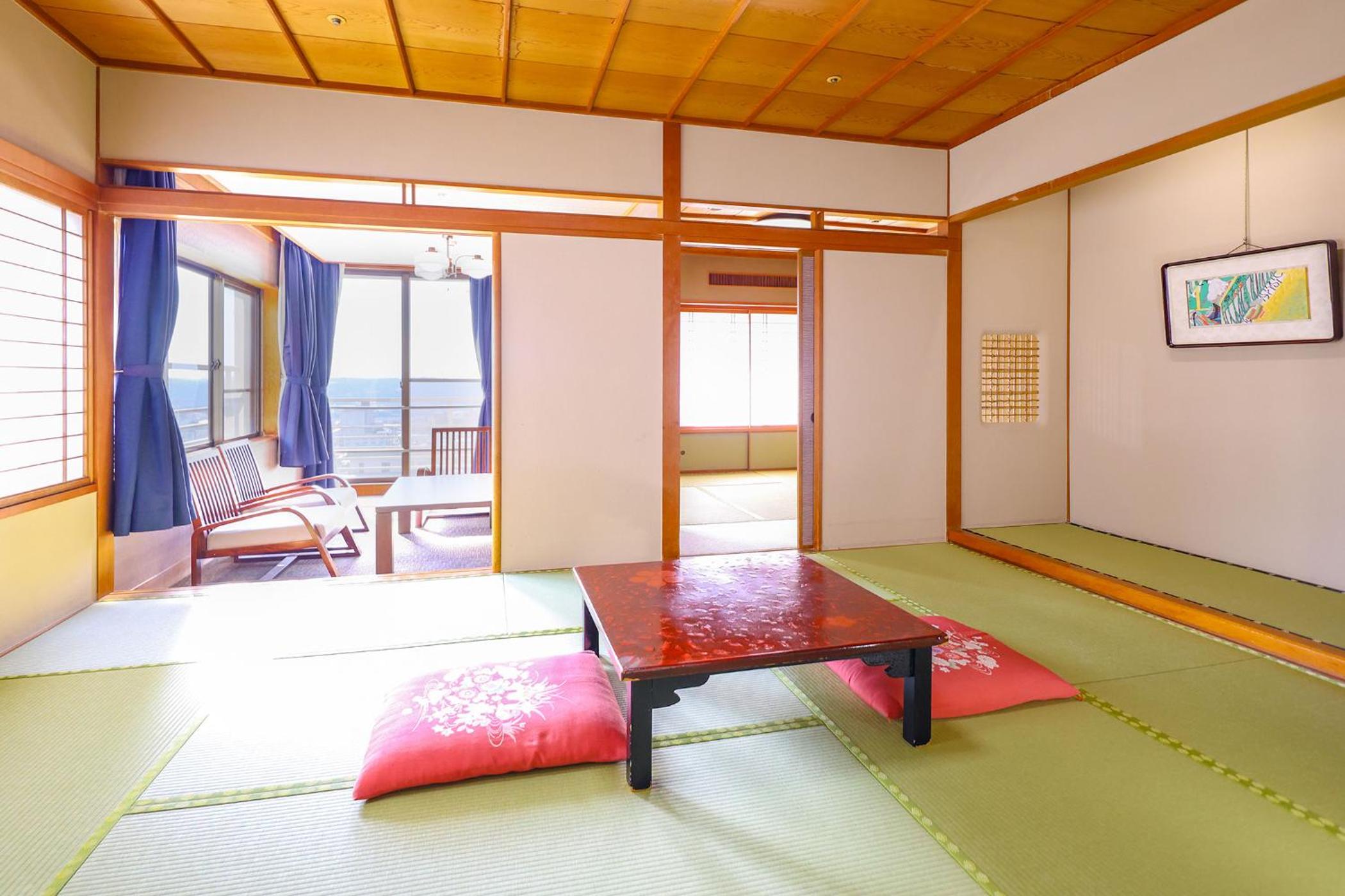 Standard Japanese-Style-Room with 10+4.5 Tatami mats - Indoor Bath - Non-Smoking - Photo 1