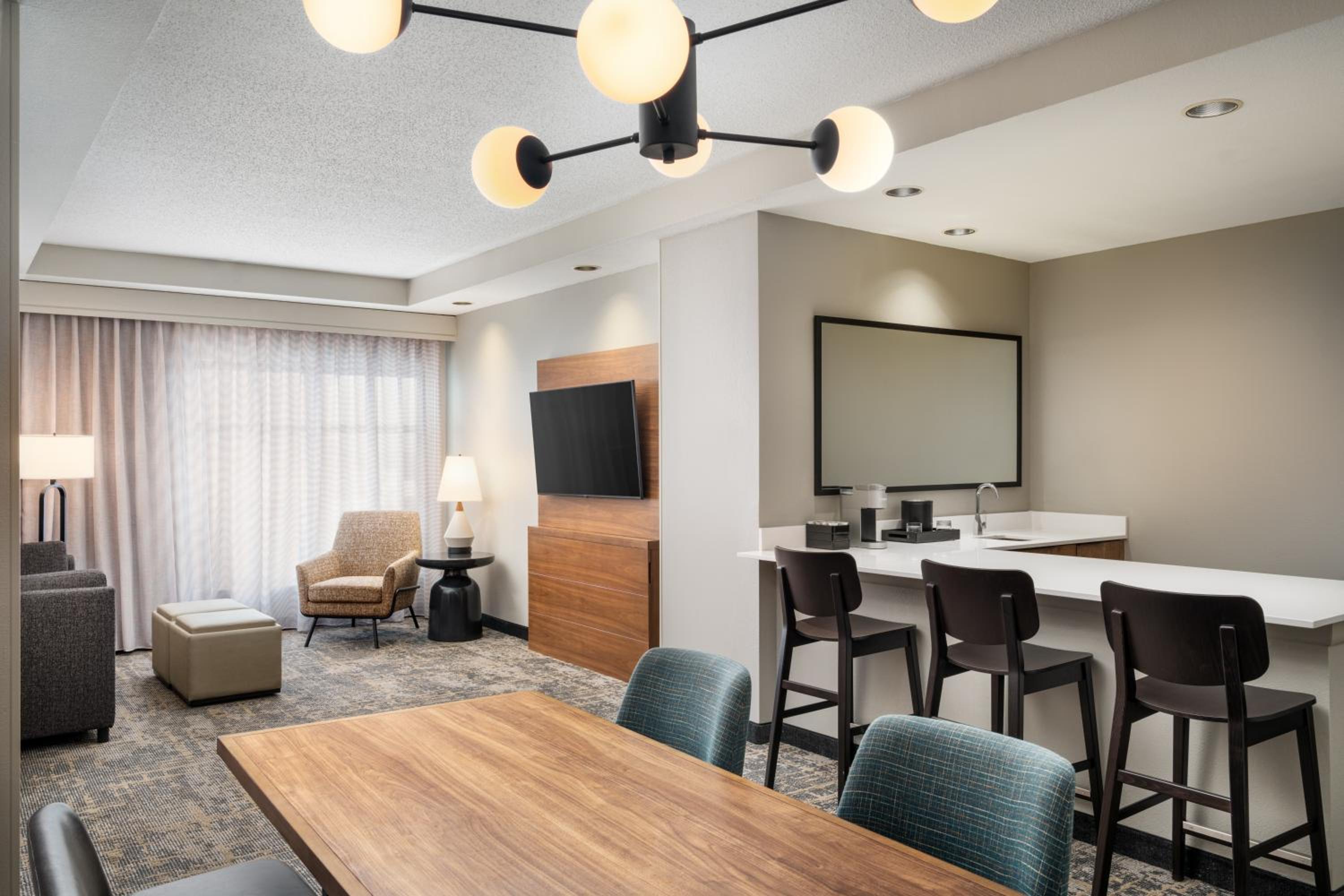 Premium Two-Room Corner King Suite