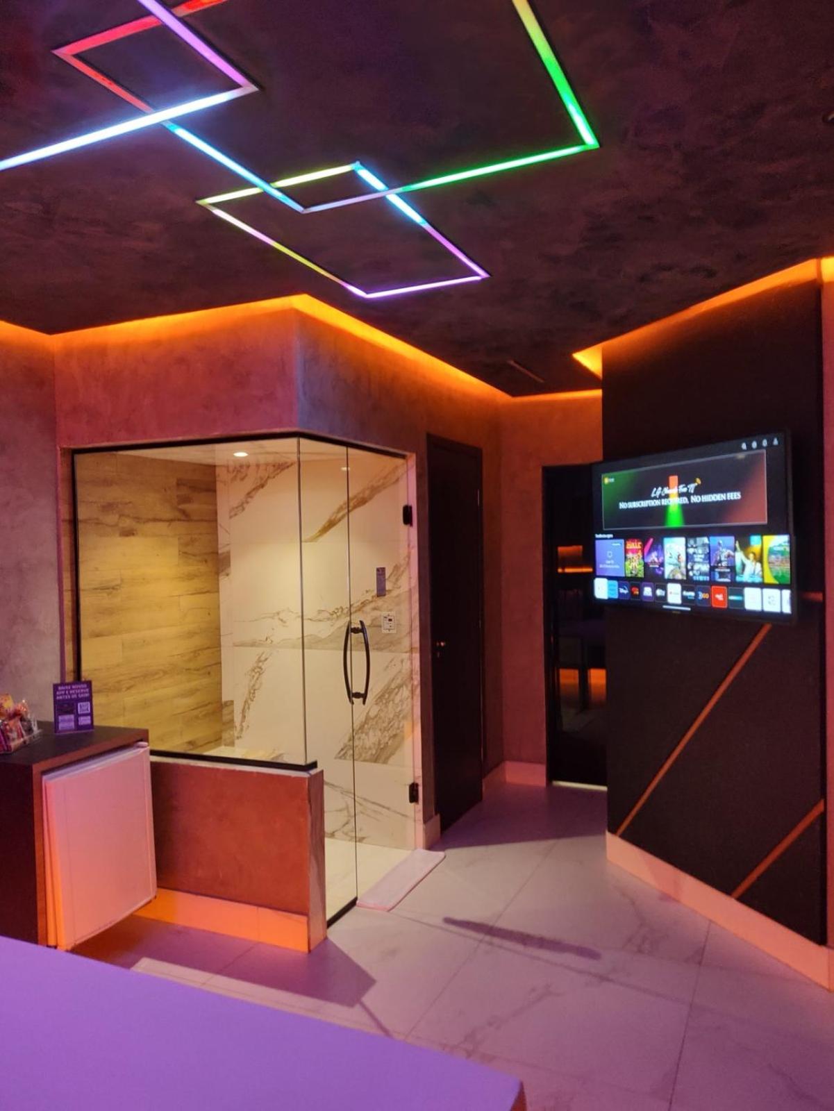 King Suite with Spa Bath