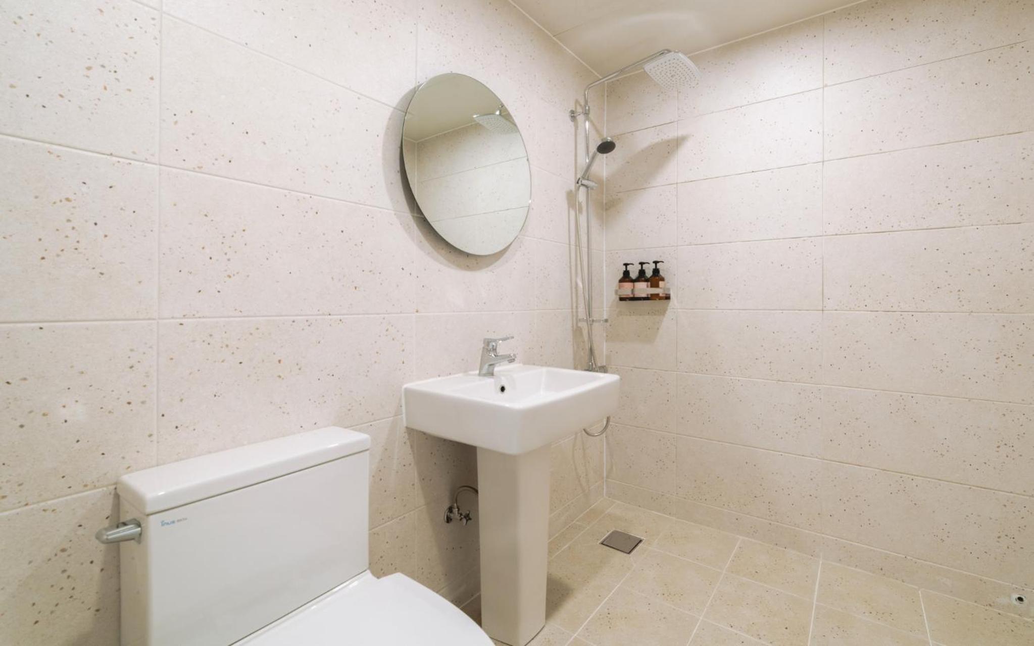 Double Room - Photo 4