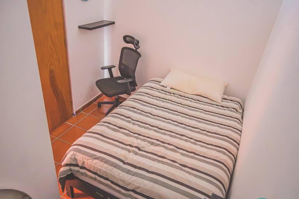 Four-Bedroom House photo 1